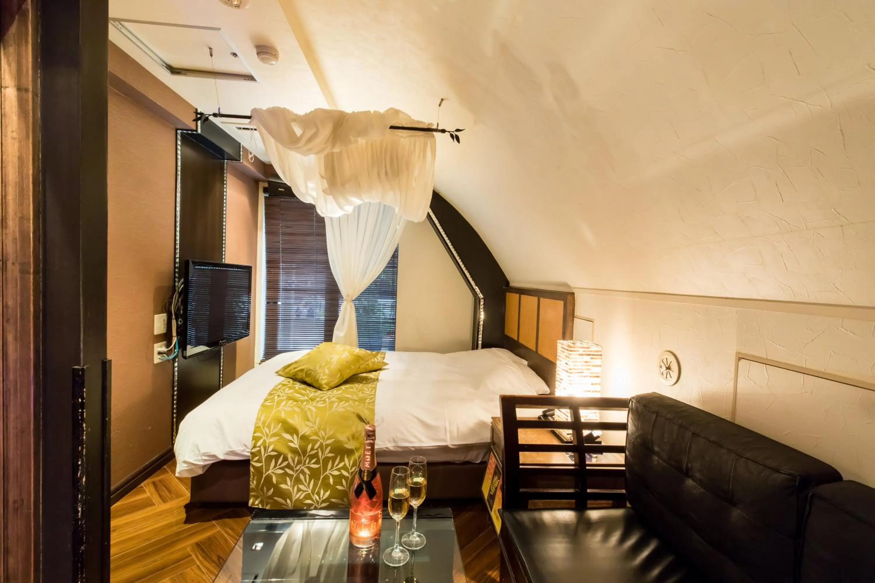 Photo of the whole room, Bed in Hotel W-BAGUS -W GROUP HOTELS and RESORTS-