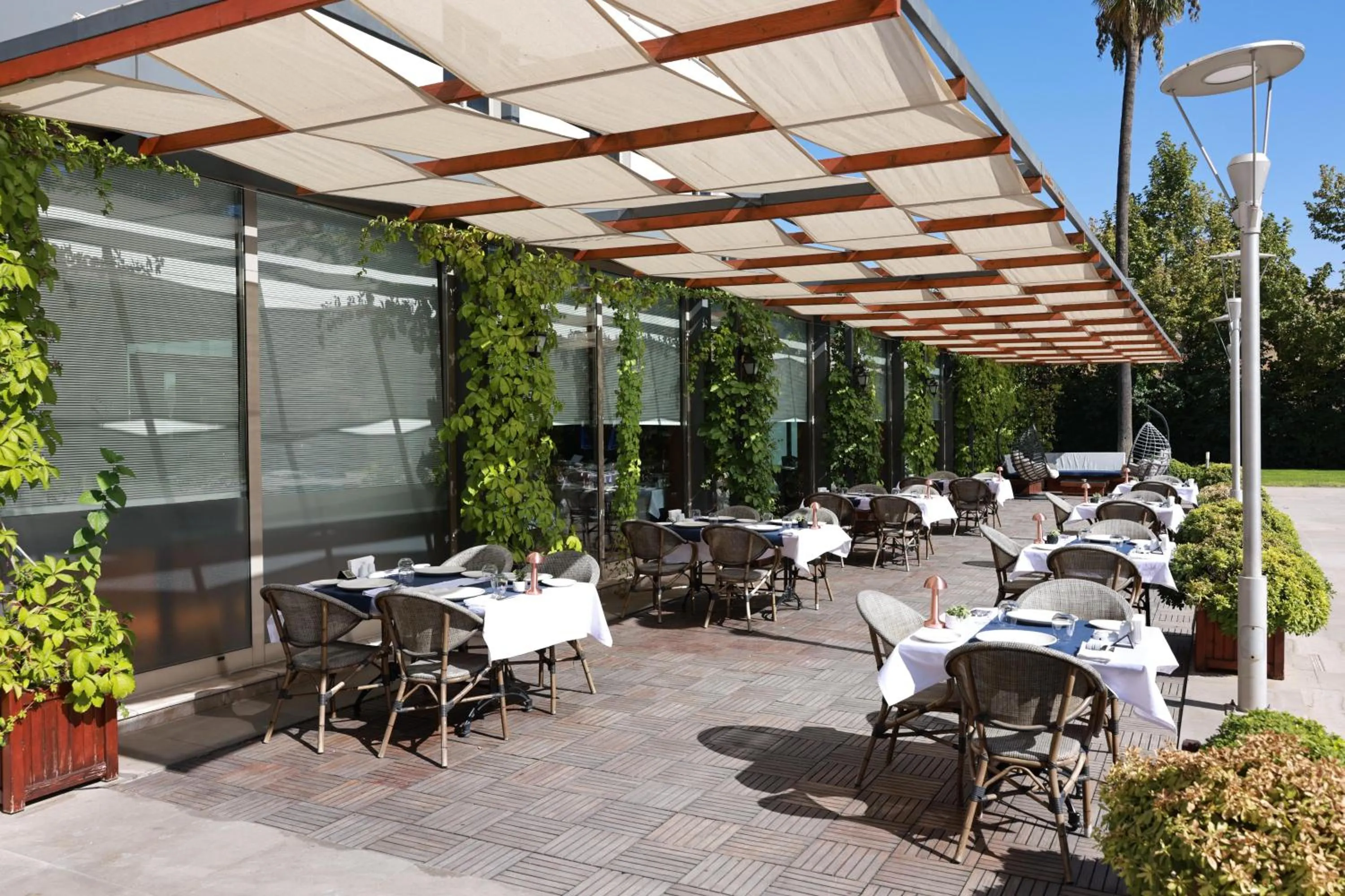 Patio in Anemon Grand Denizli Otel