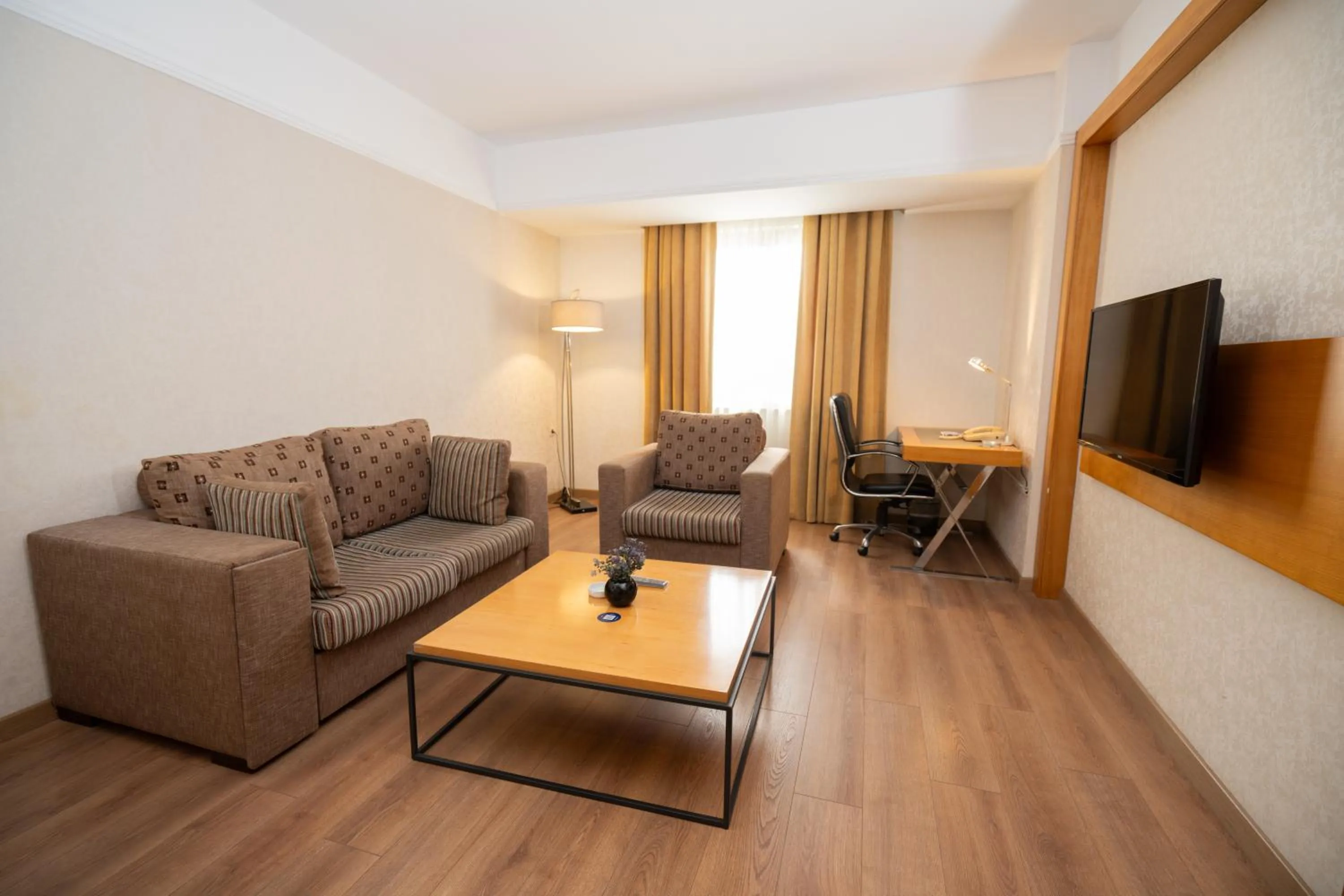 Living room in Anemon Grand Denizli Otel