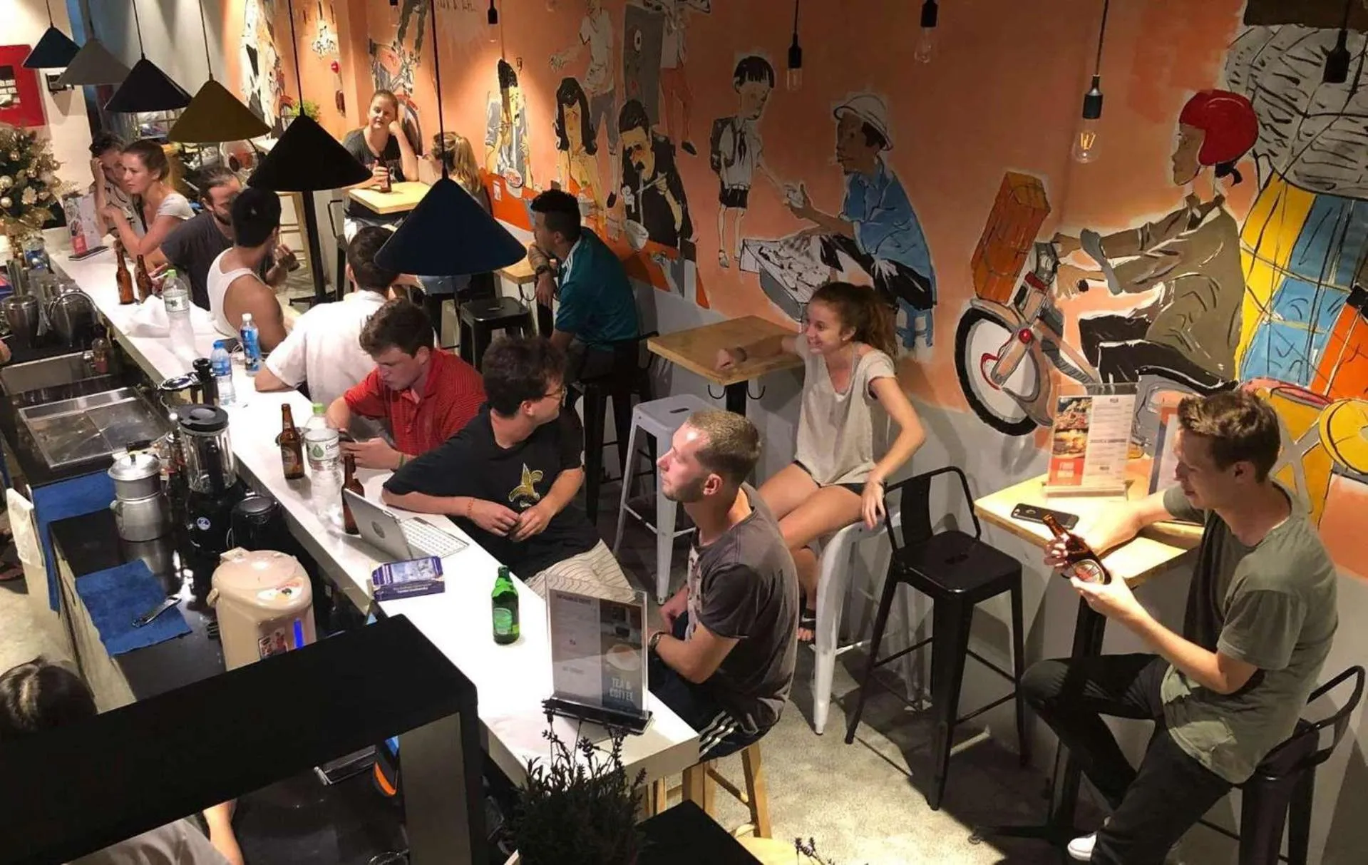 Restaurant/places to eat in Nexy Hostel