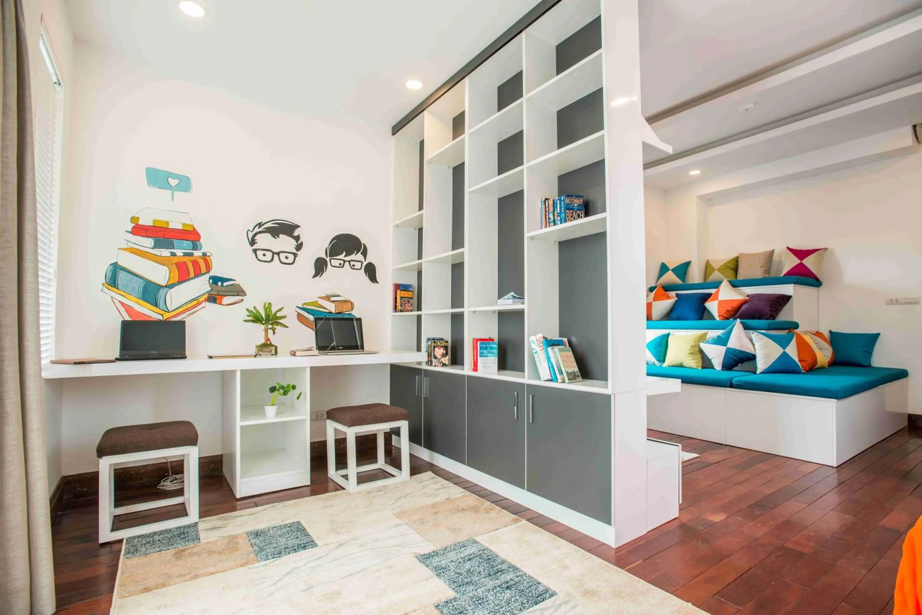 Communal lounge/ TV room in Nexy Hostel