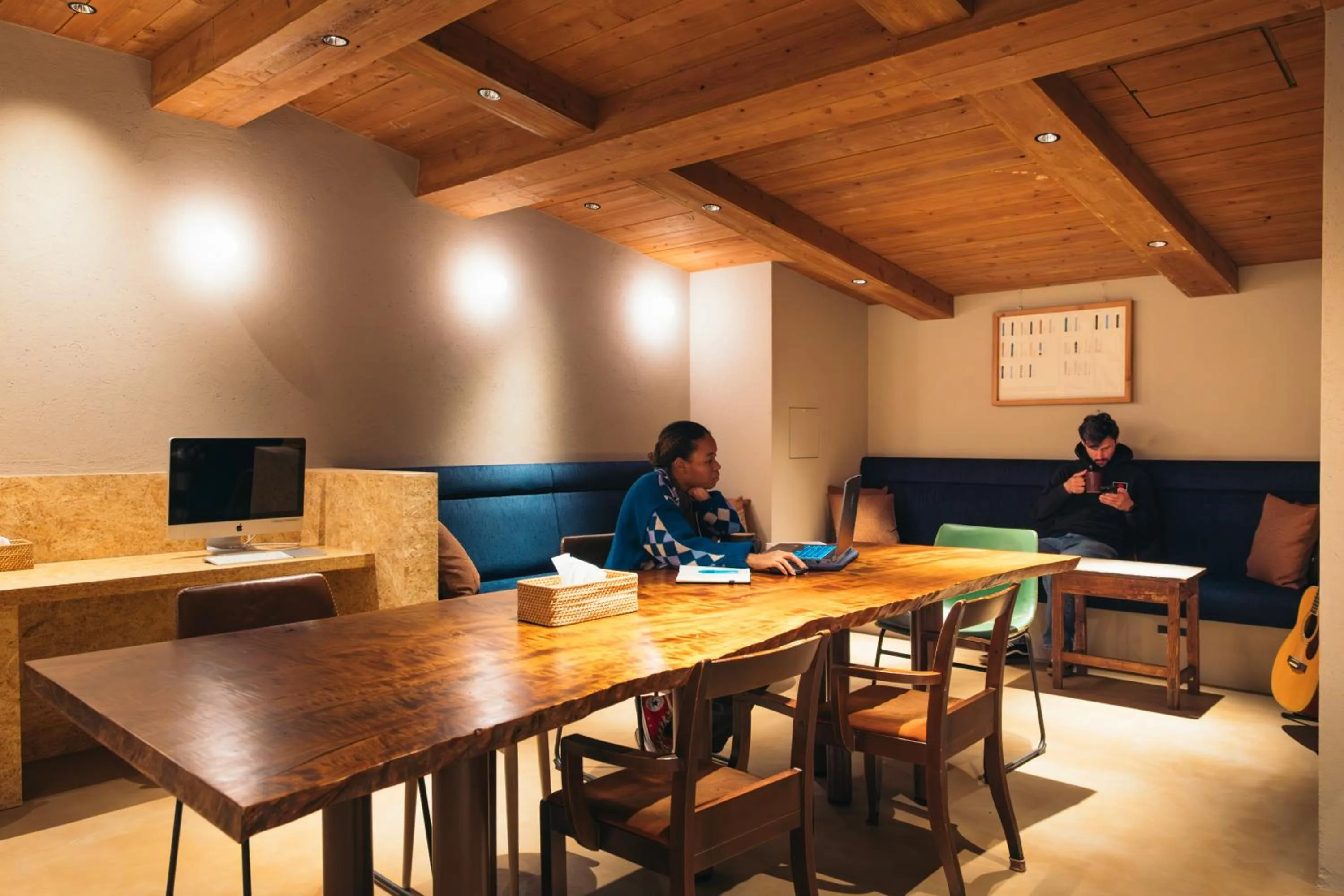 Living room in Nui. HOSTEL & BAR LOUNGE