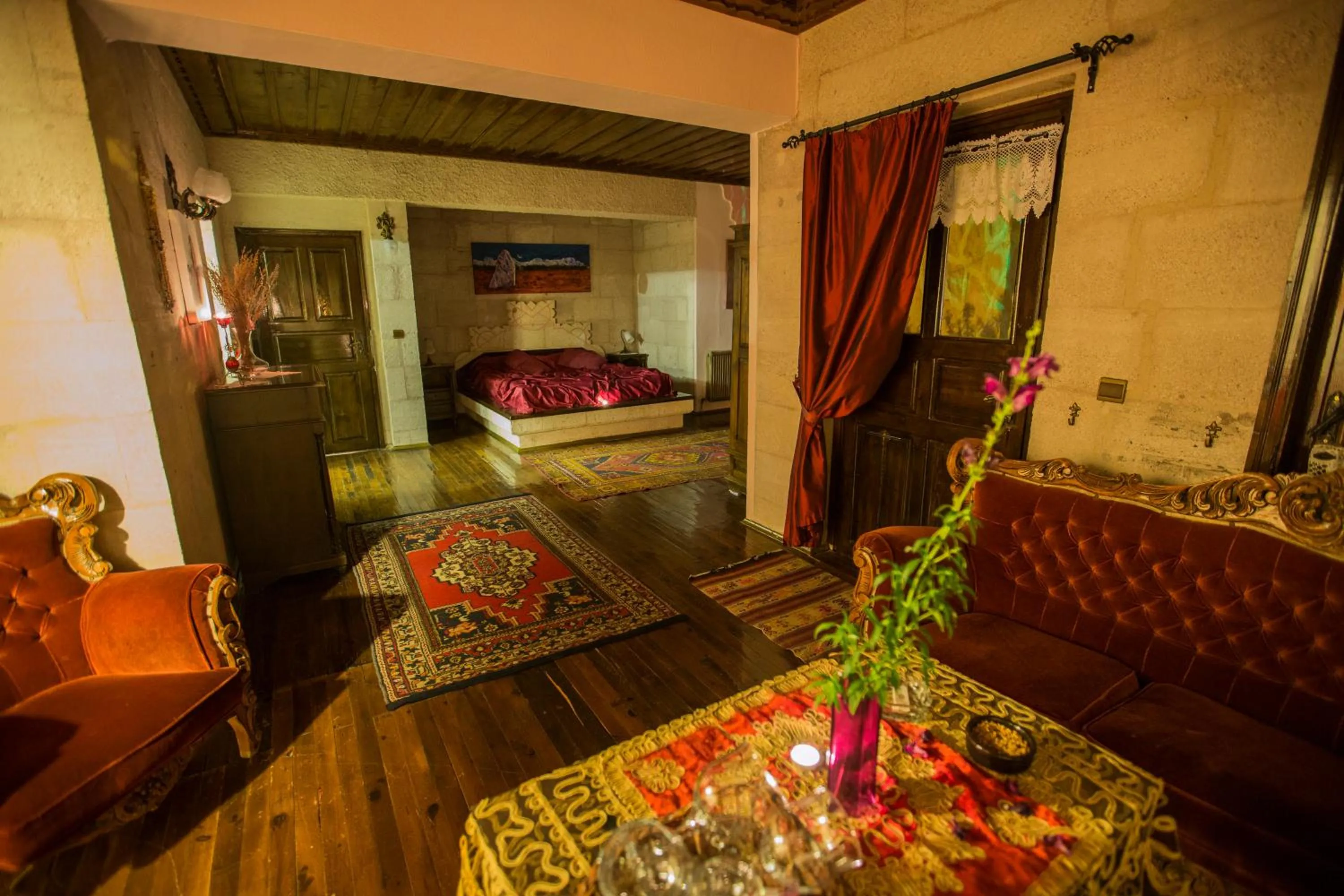 Photo of the whole room, Bed in Karlık Evi Hotel - Special Category