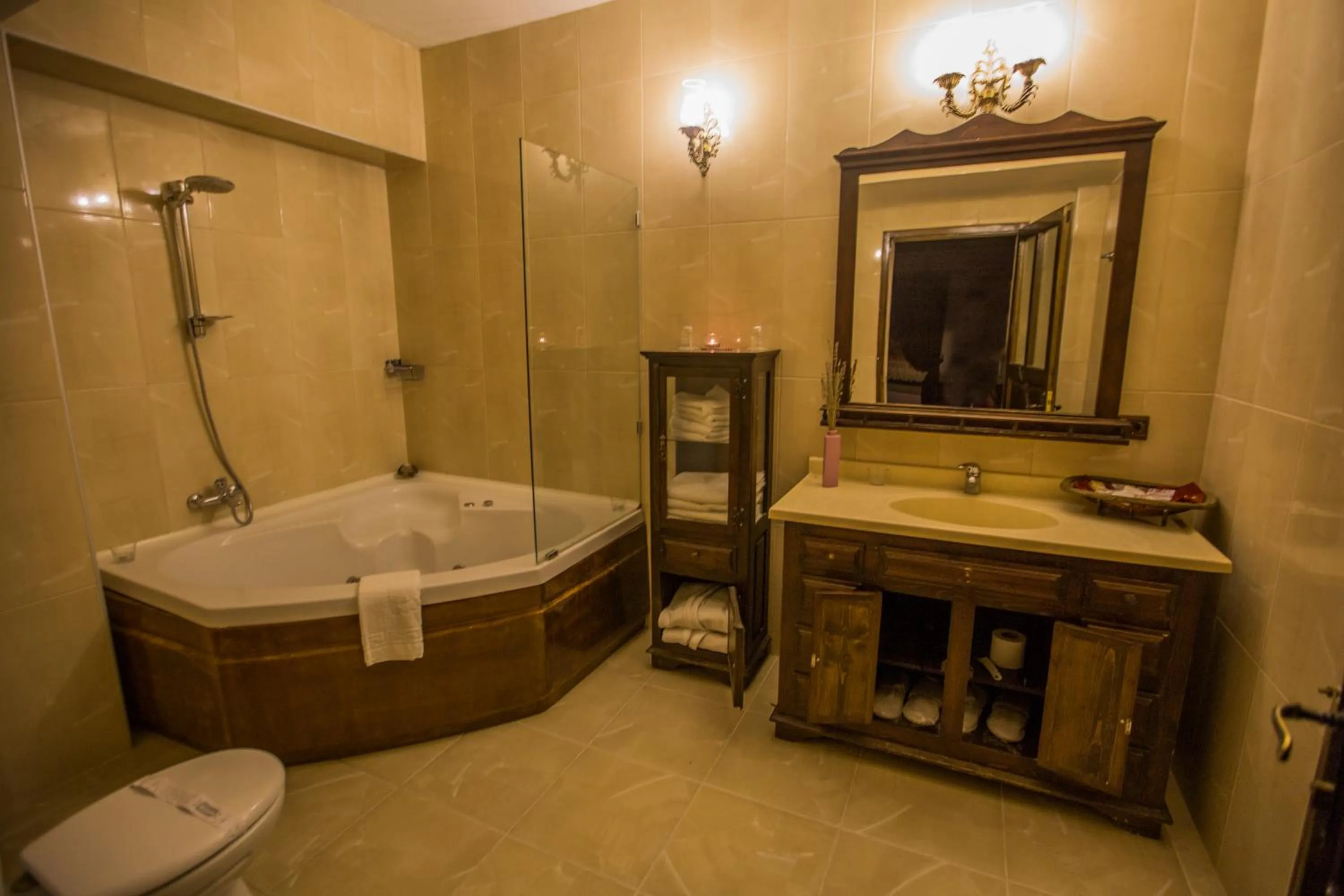 Shower in Karlık Evi Hotel - Special Category