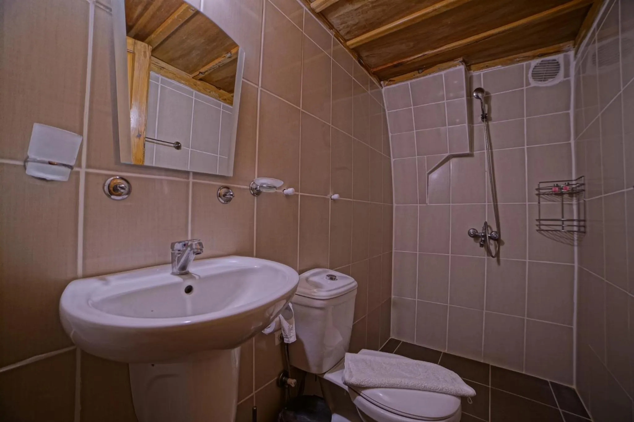 Shower in Melek Cave Hotel