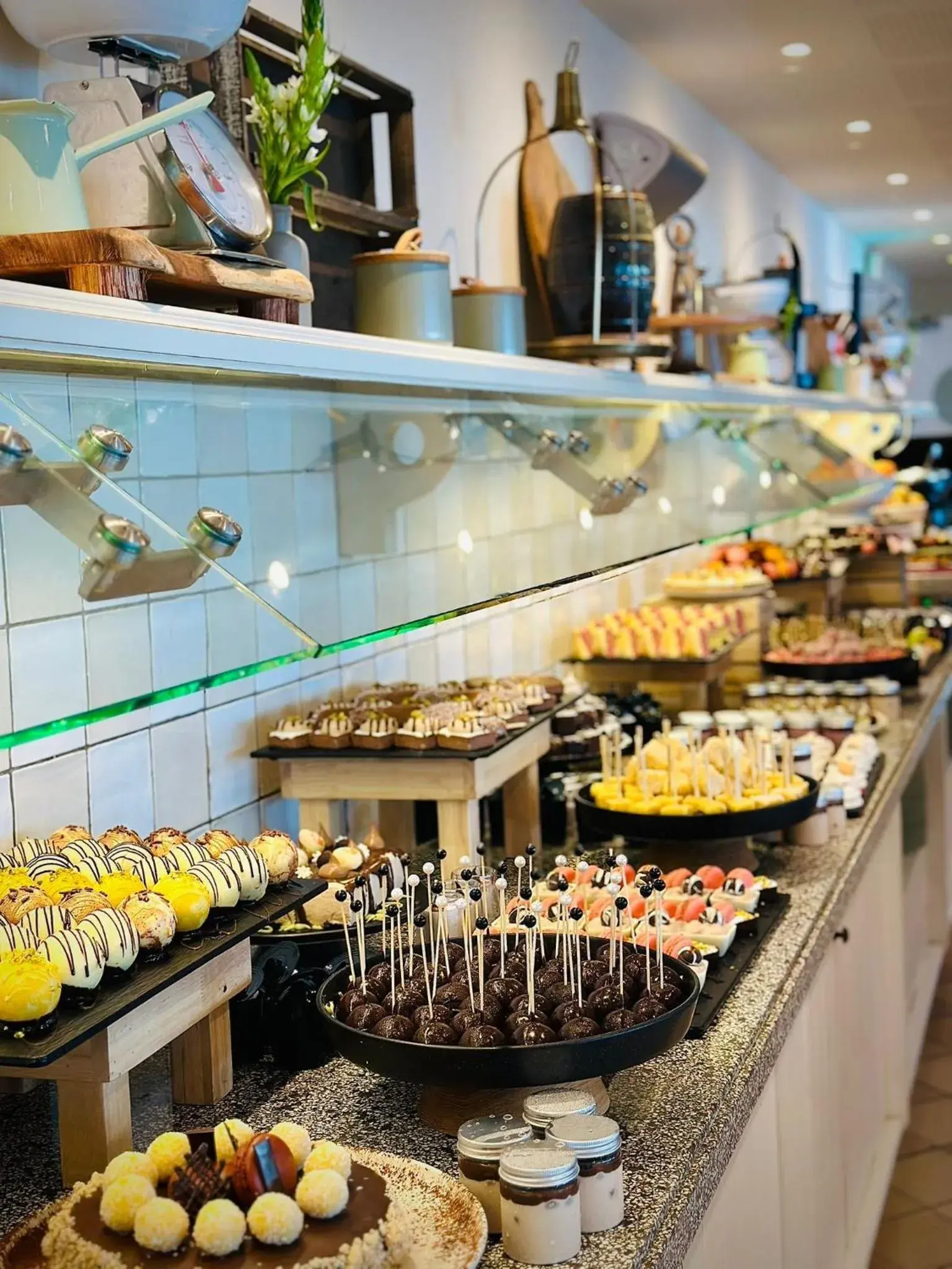 Restaurant/places to eat in Herods Tel Aviv By The Beach Restaurant/places to eat in Herods Tel Aviv By The Beach