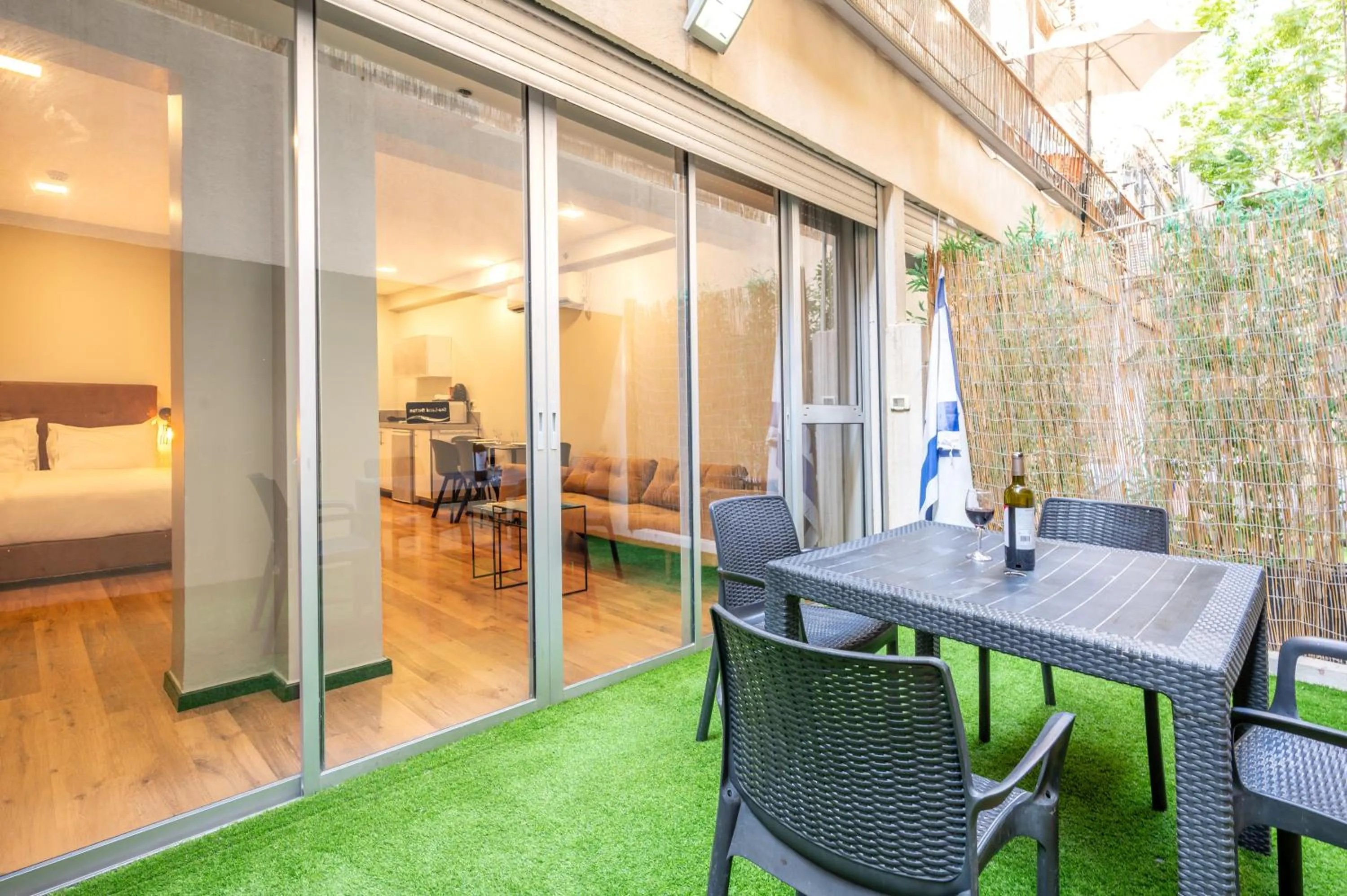 Balcony/Terrace in Sea Land Suites