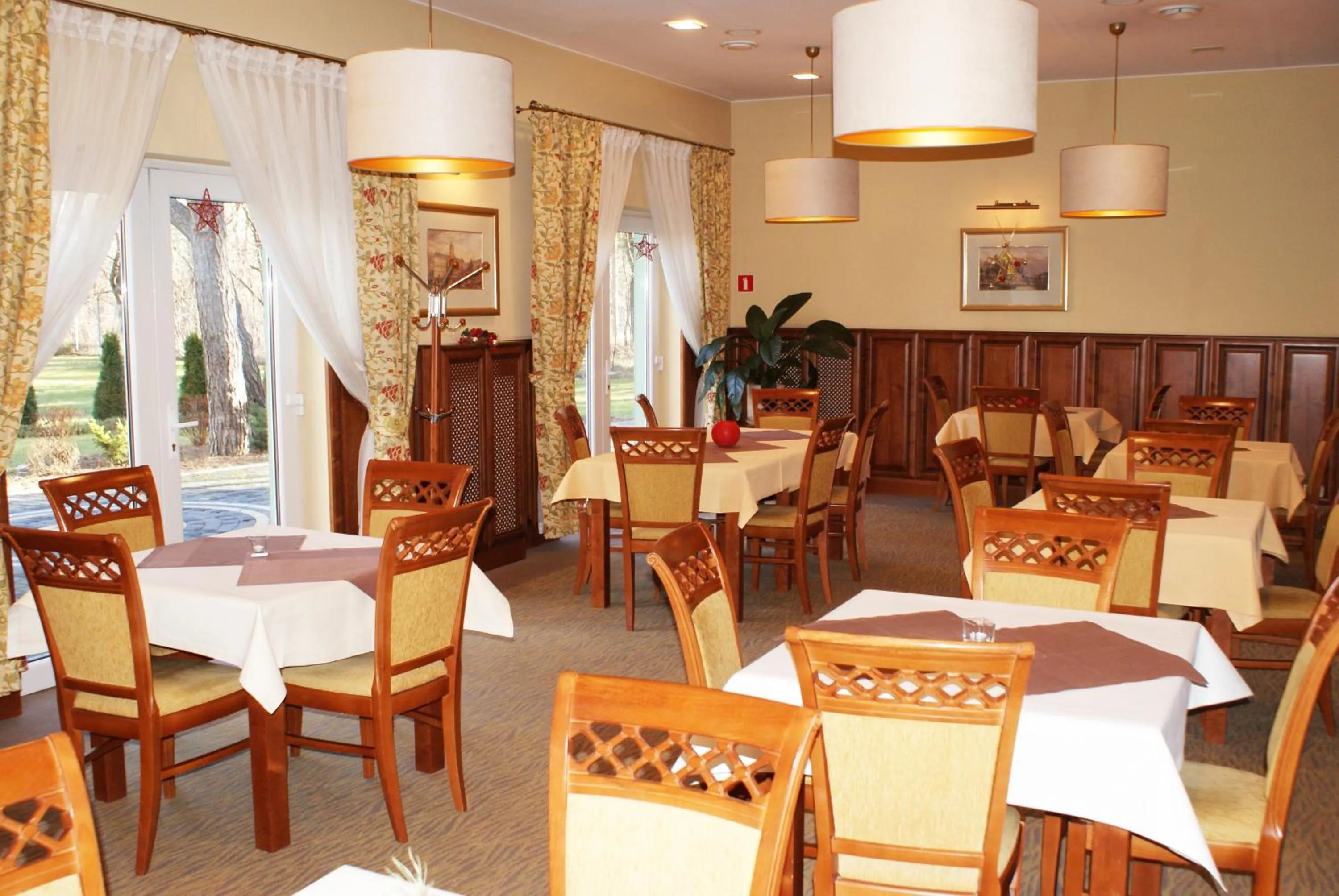 Restaurant/places to eat in Hotel Wilga by Katowice Airport