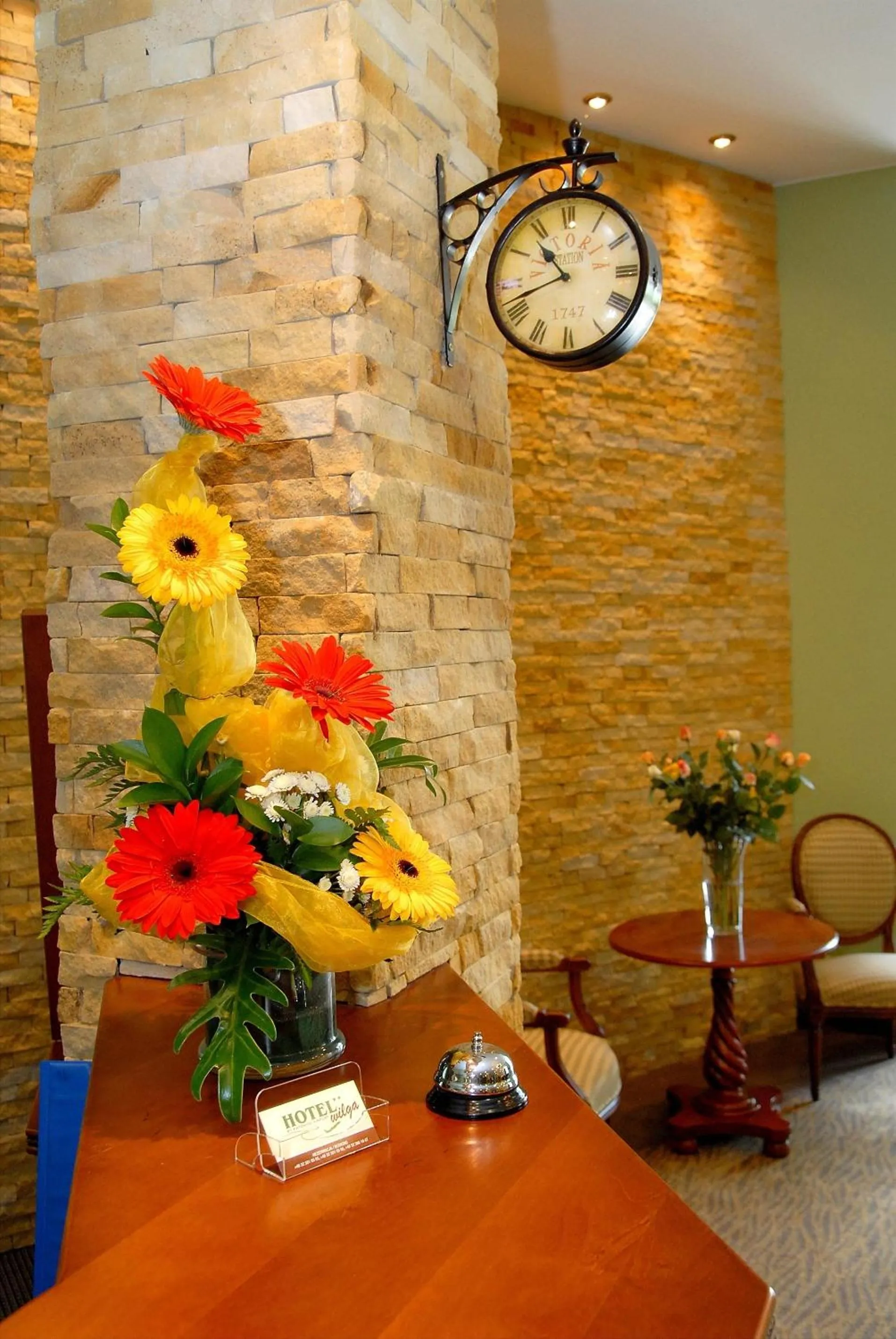 Lobby or reception in Hotel Wilga by Katowice Airport