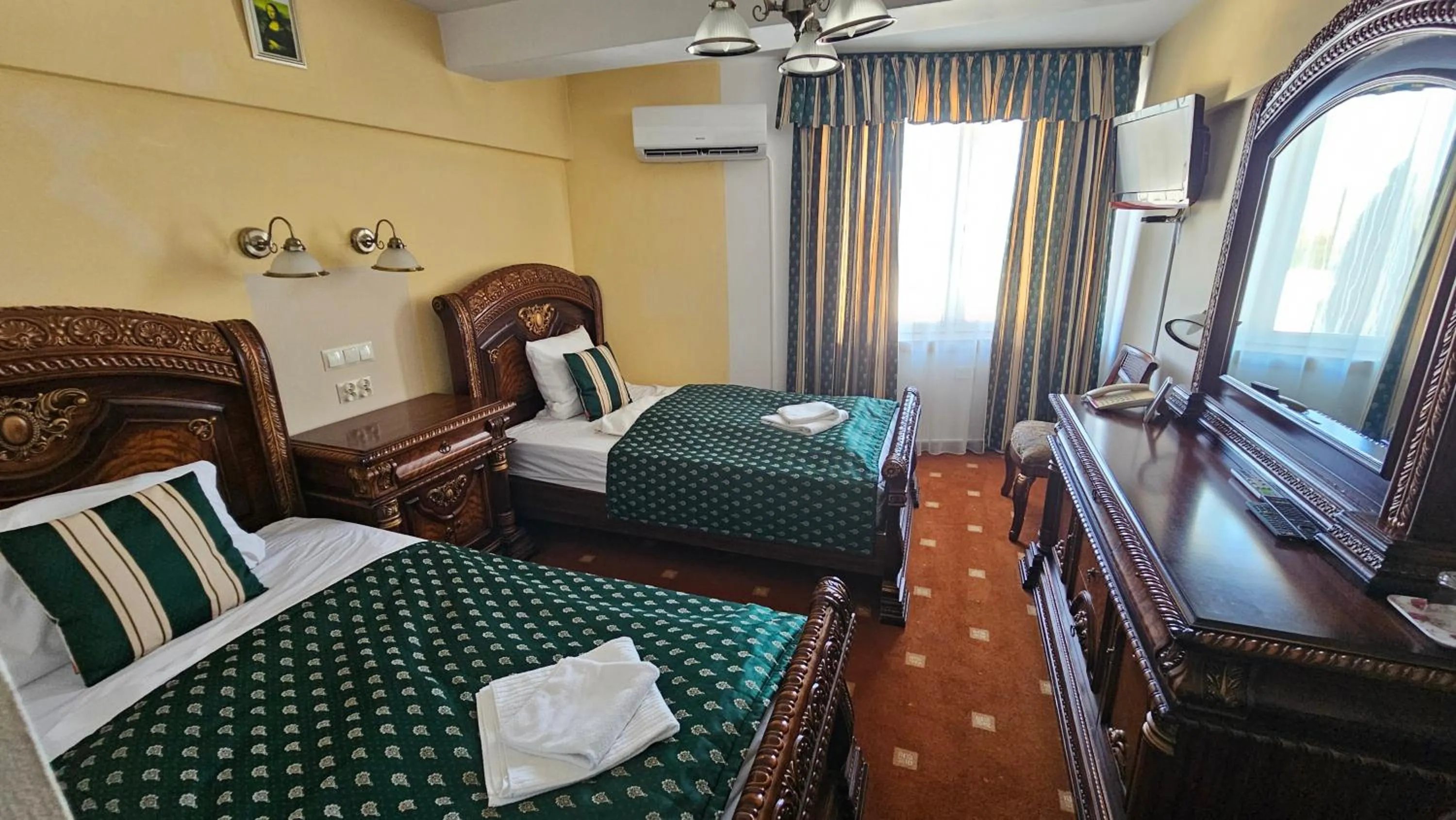 Bed in Daisy Superior