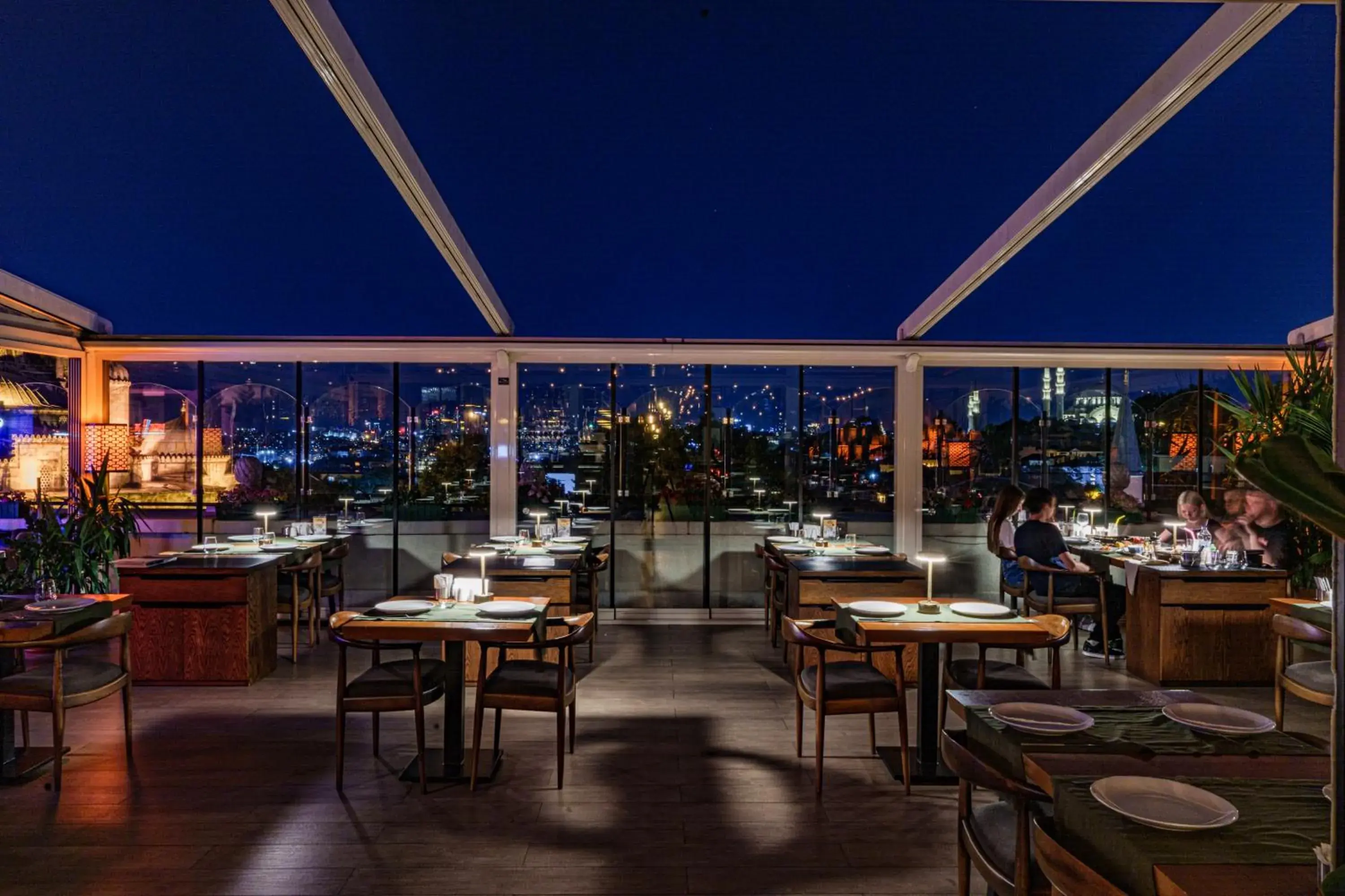 Restaurant/places to eat in Grand Hotel Gulsoy Old City Restaurant/places to eat in Grand Hotel Gulsoy Old City