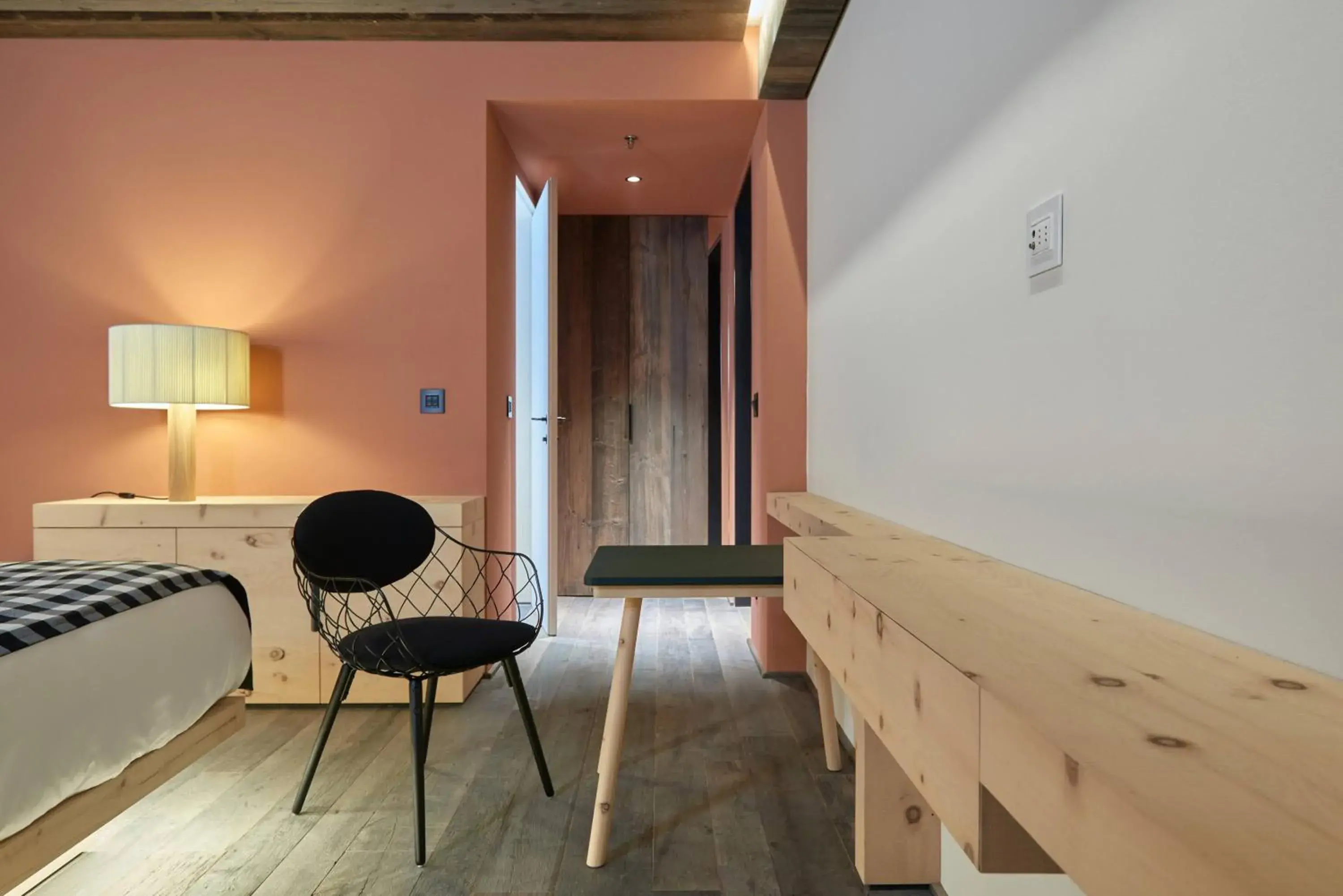 Double Room with Balcony - single occupancy in HOTEL de LEN Double Room with Balcony - single occupancy in HOTEL de LEN