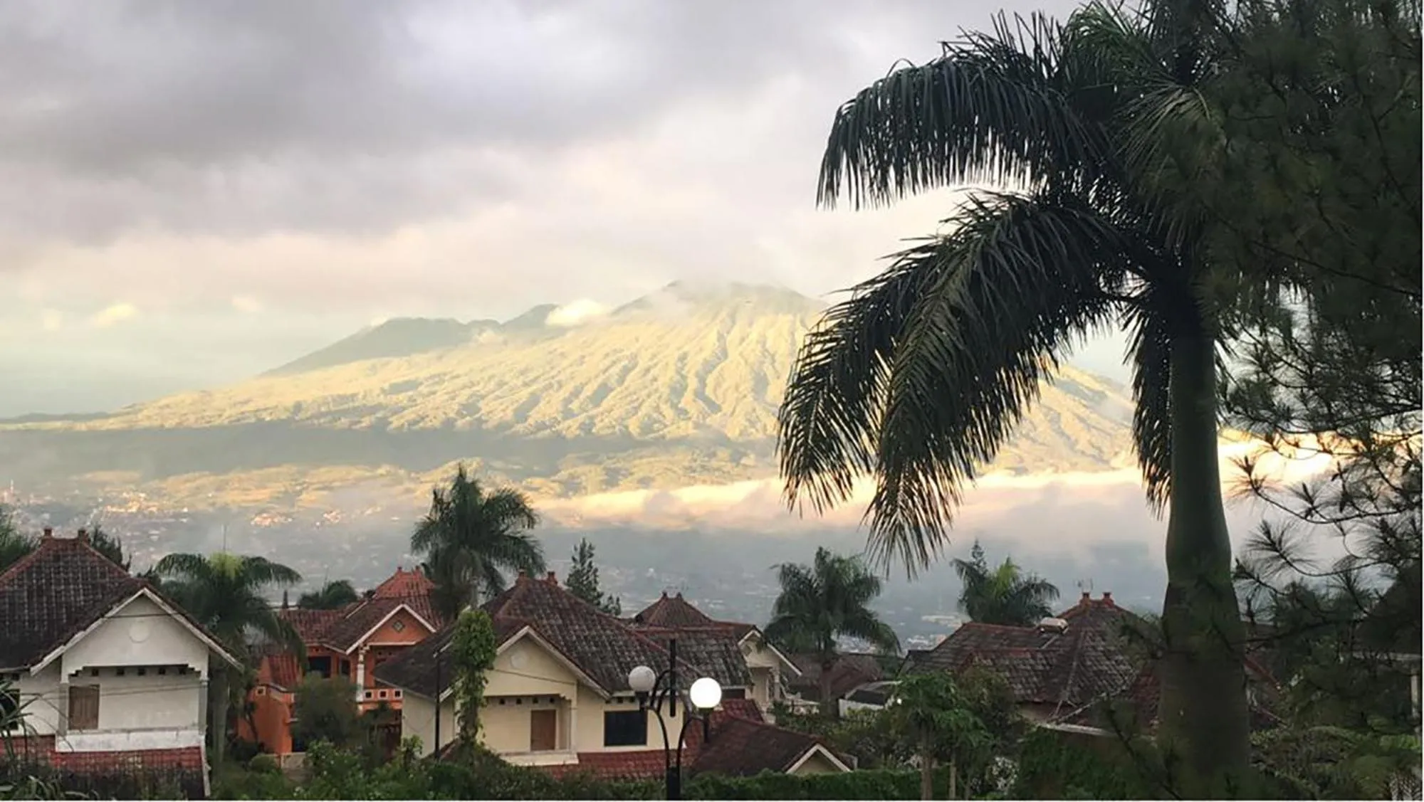 Mountain view in Vila Batu Bale-Bale