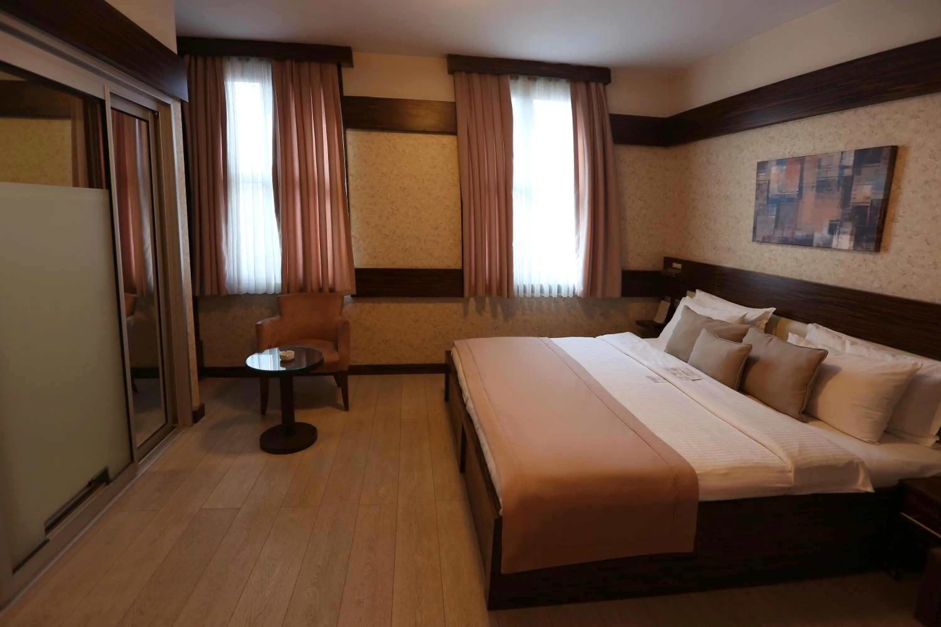 Bathroom in Wes Hotel