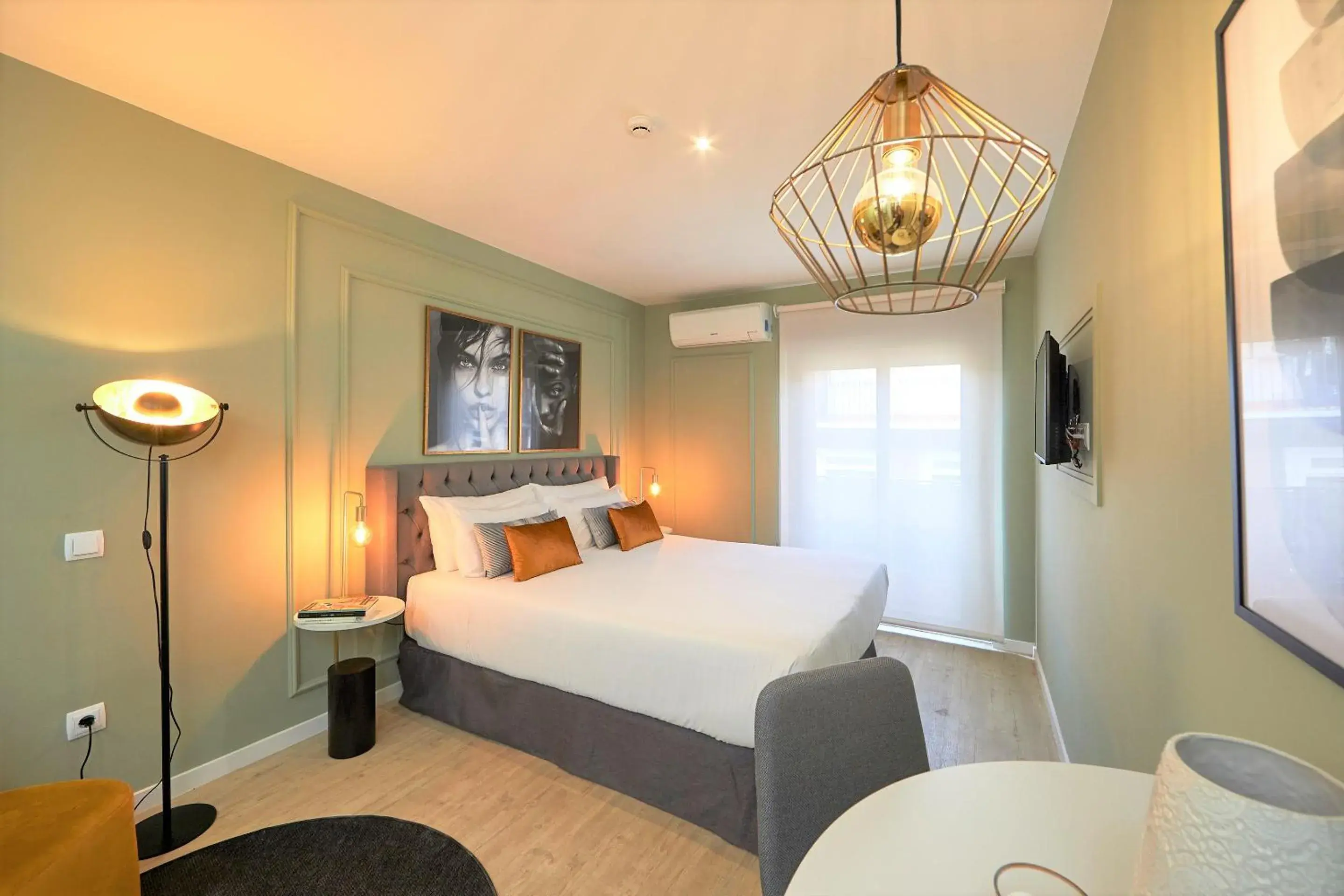 Photo of the whole room, Bed in L&H La Latina Selection Photo of the whole room, Bed in L&H La Latina Selection