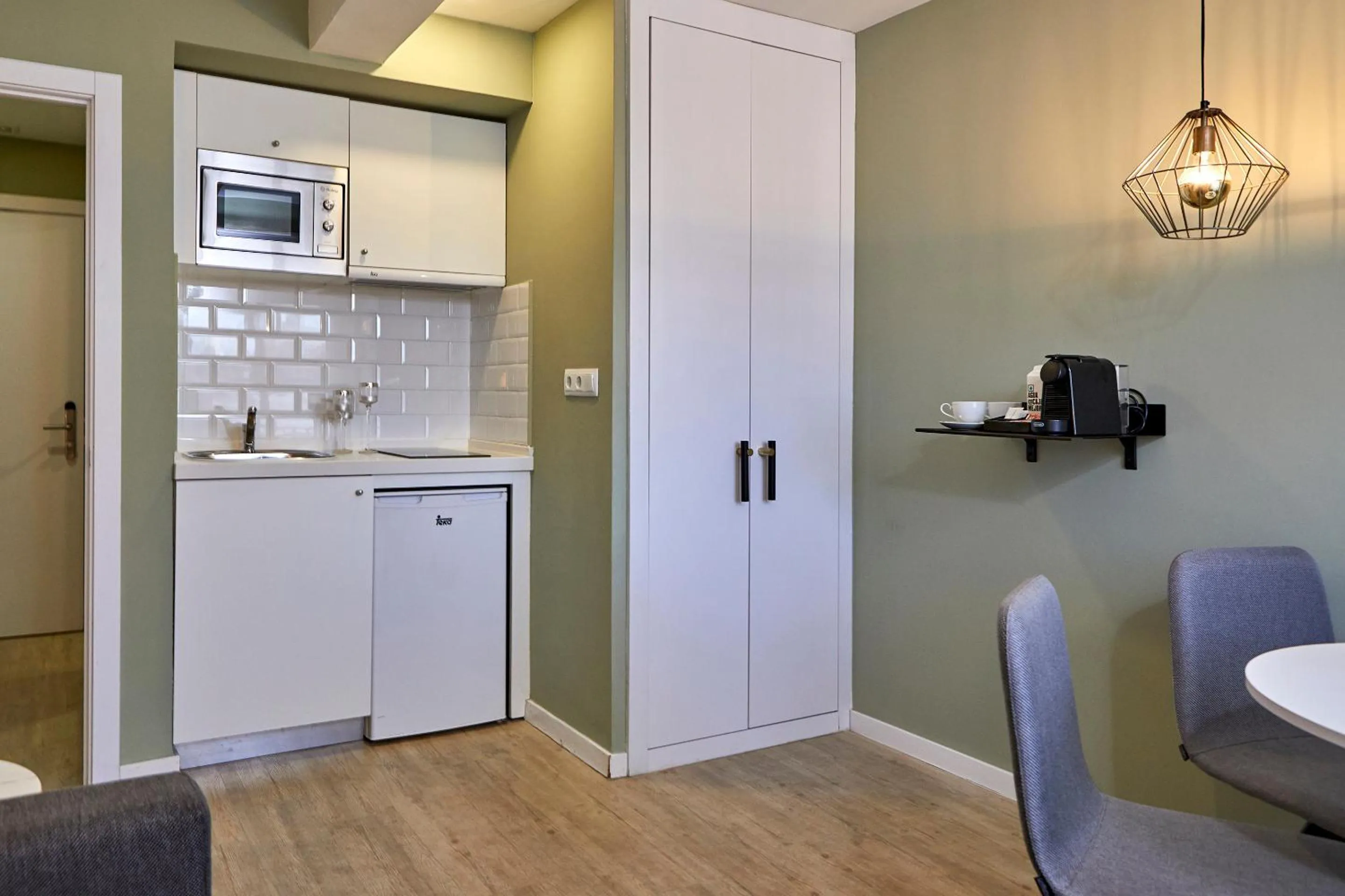 Kitchen or kitchenette in L&H La Latina Selection