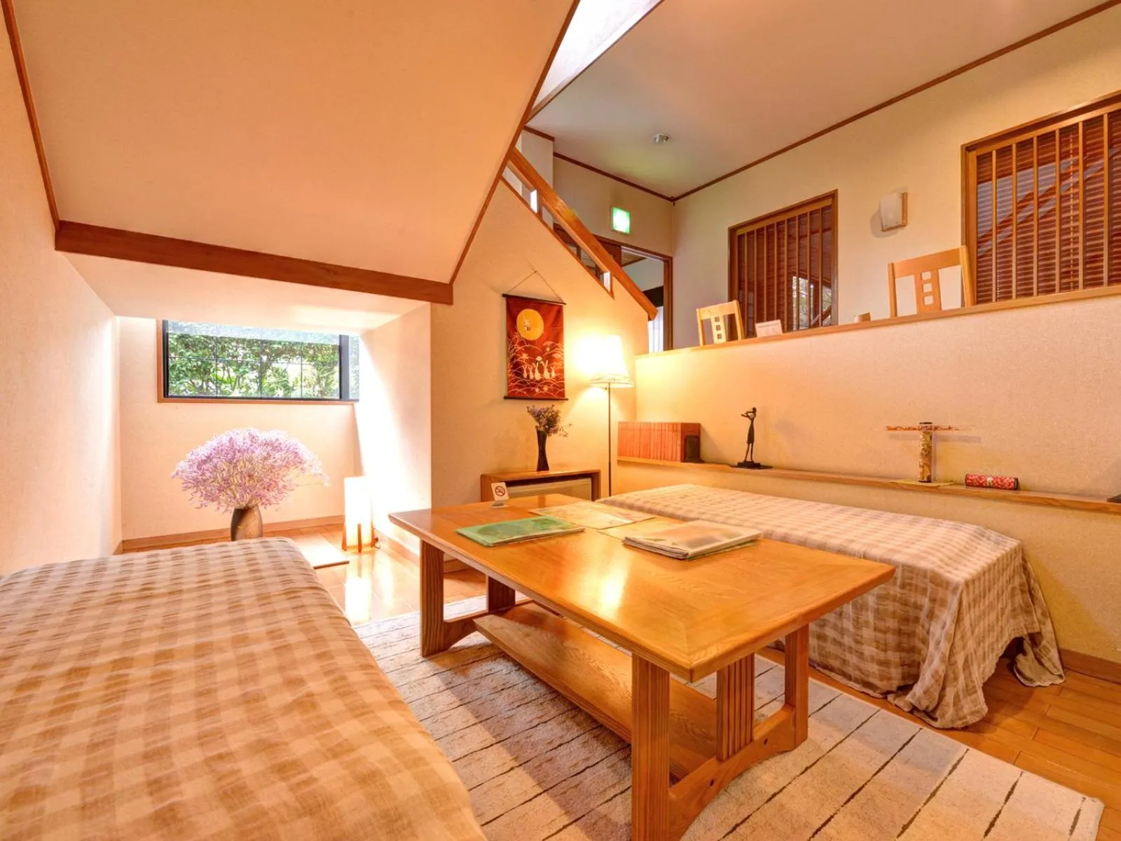 Living room, Bed in Yufuin Yamaboushi