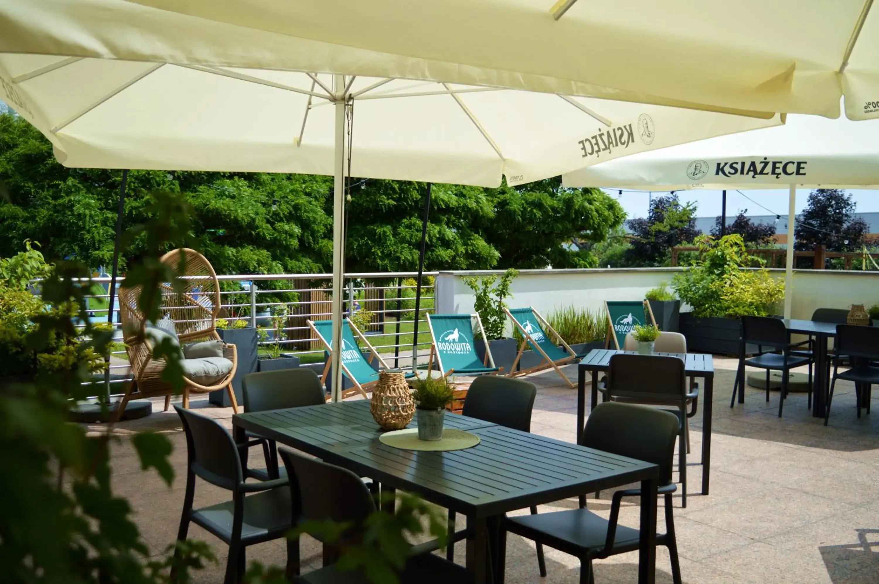 Restaurant/places to eat in Hotel Swing Restaurant/places to eat in Hotel Swing