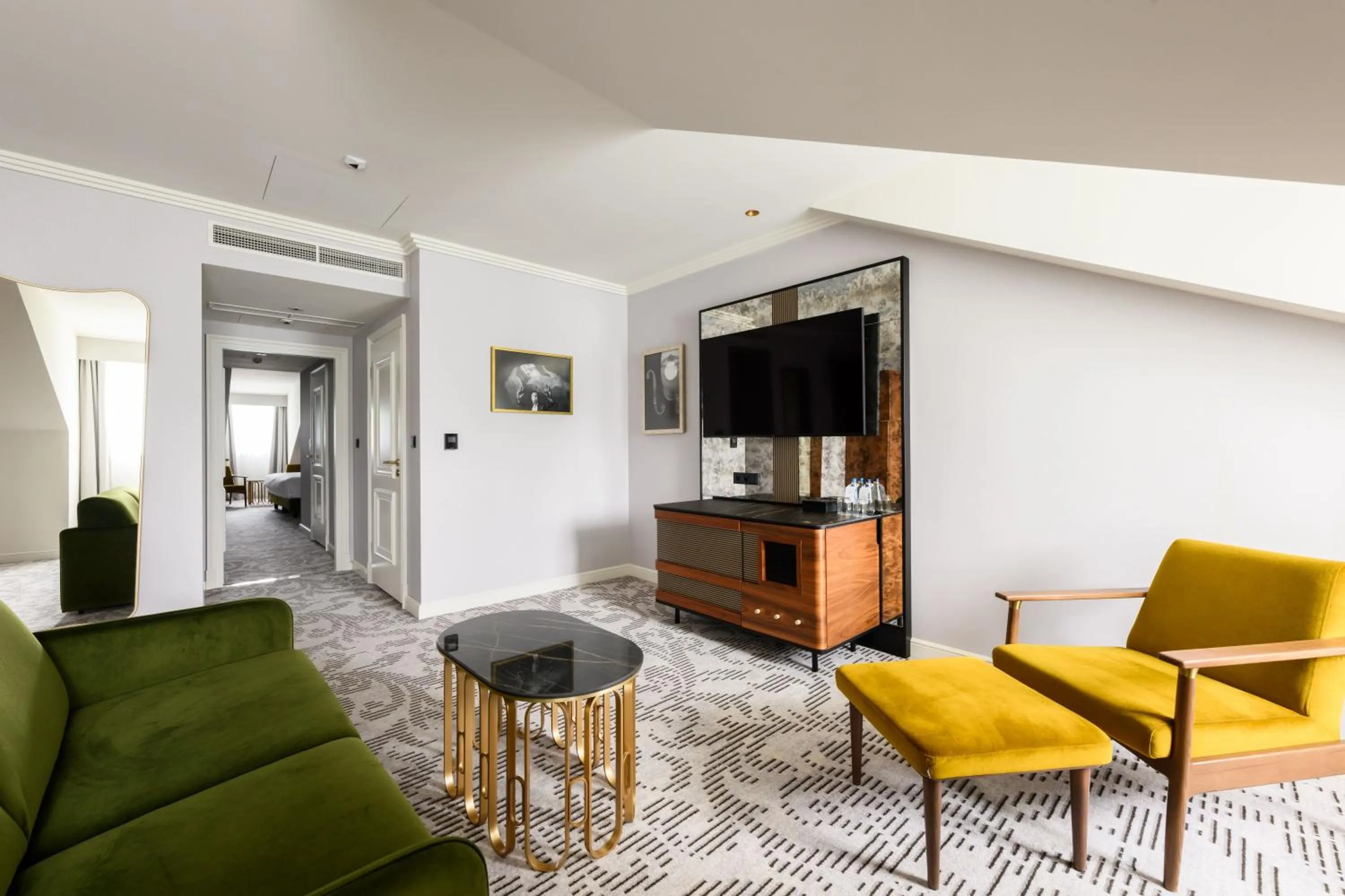 Living room in Hotel Saski Krakow Curio Collection by Hilton