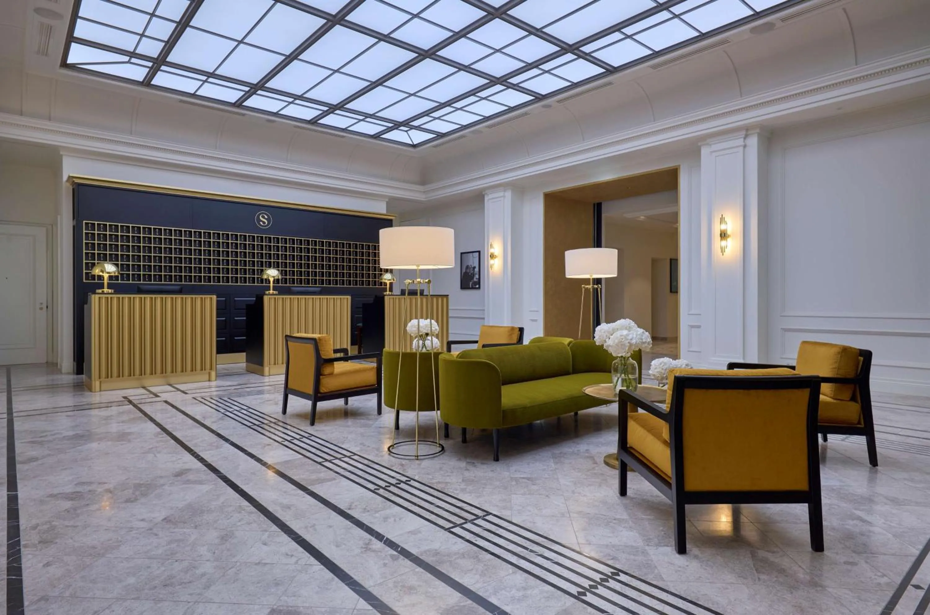 Lobby or reception in Hotel Saski Krakow Curio Collection by Hilton