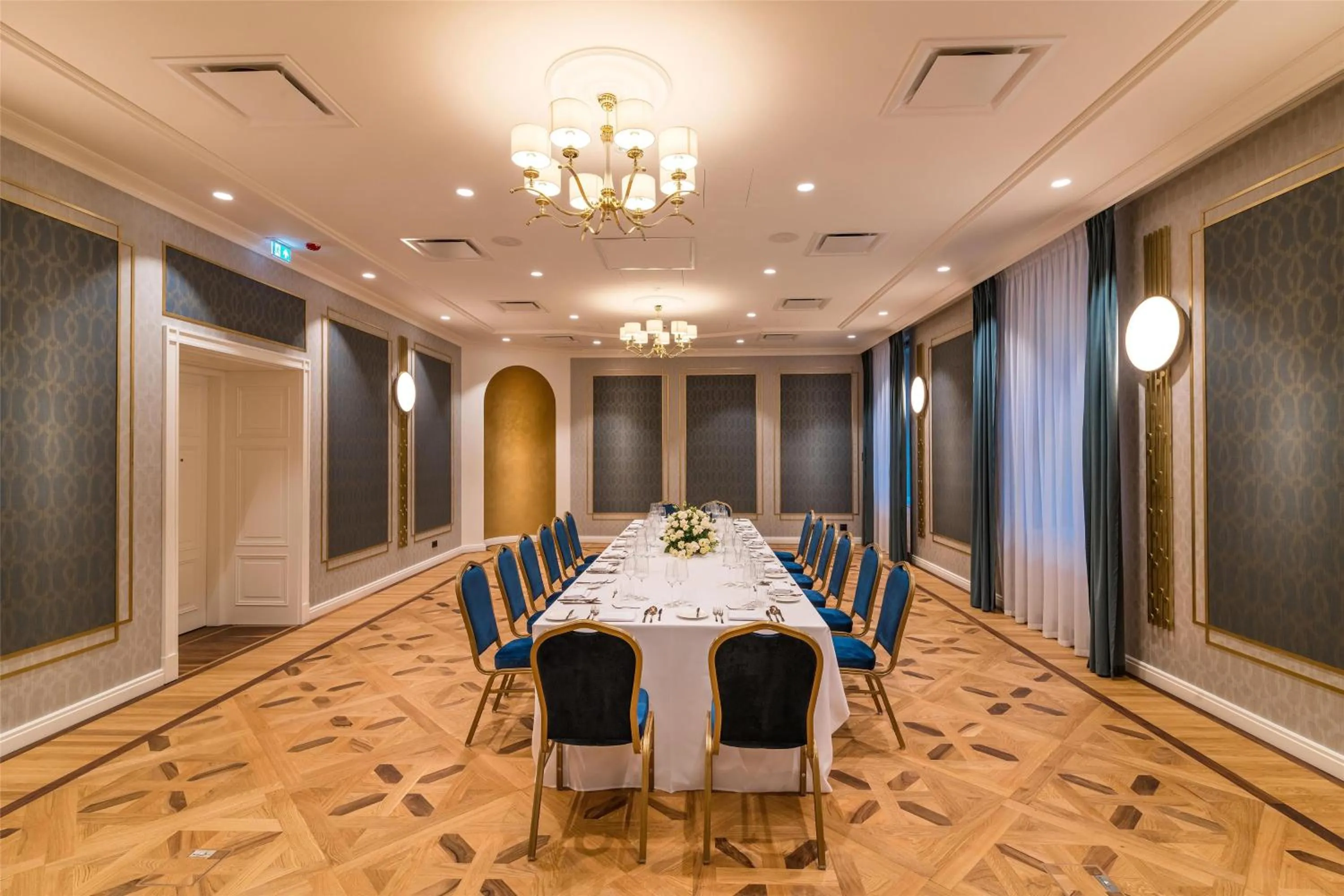 Meeting/conference room in Hotel Saski Krakow Curio Collection by Hilton