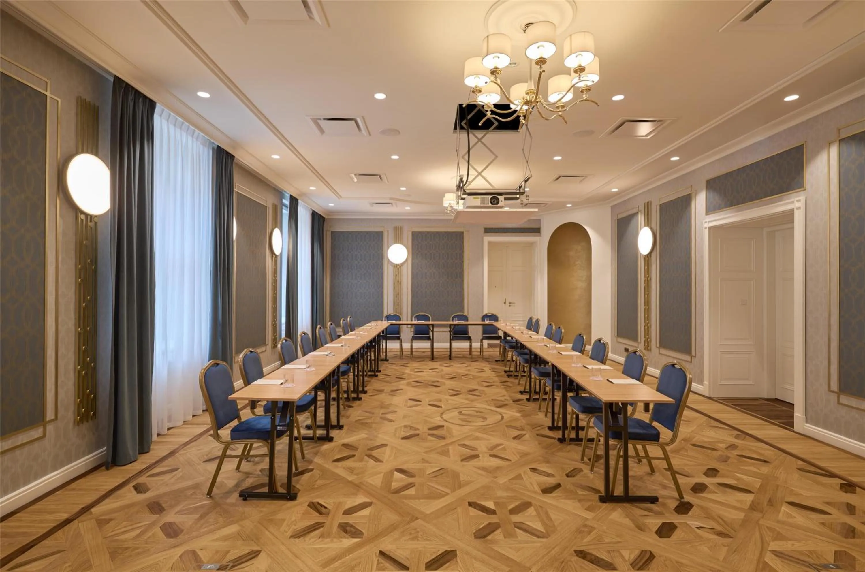 Meeting/conference room in Hotel Saski Krakow Curio Collection by Hilton