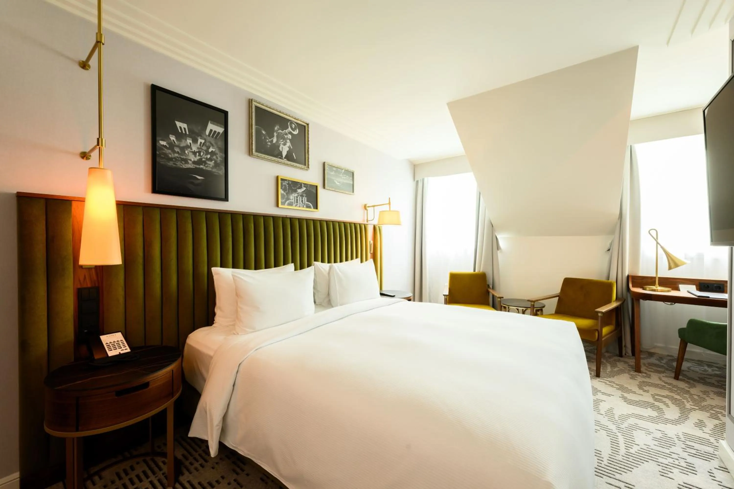 Bedroom, Bed in Hotel Saski Krakow Curio Collection by Hilton