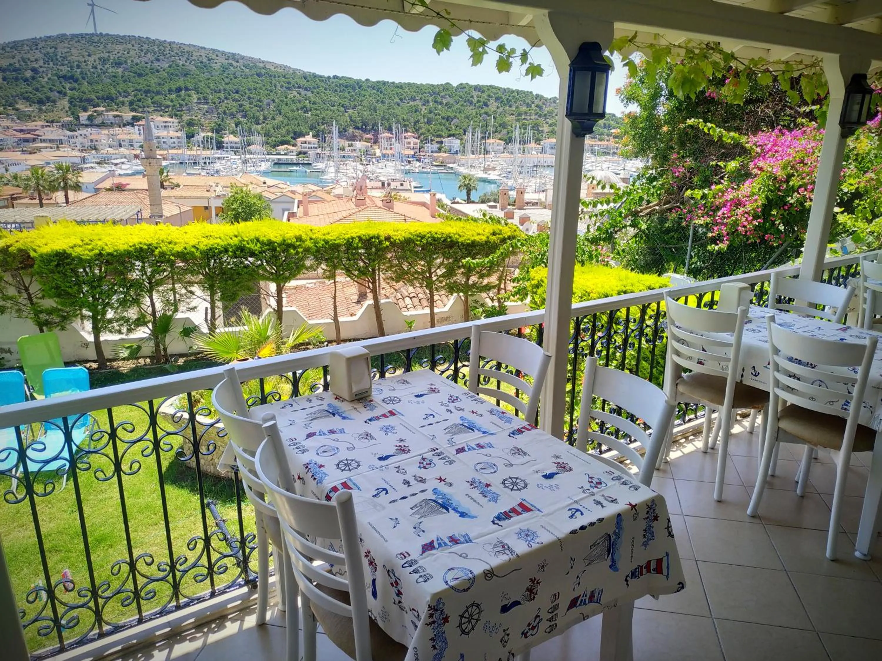 Balcony/Terrace in Yalcin Hotel
