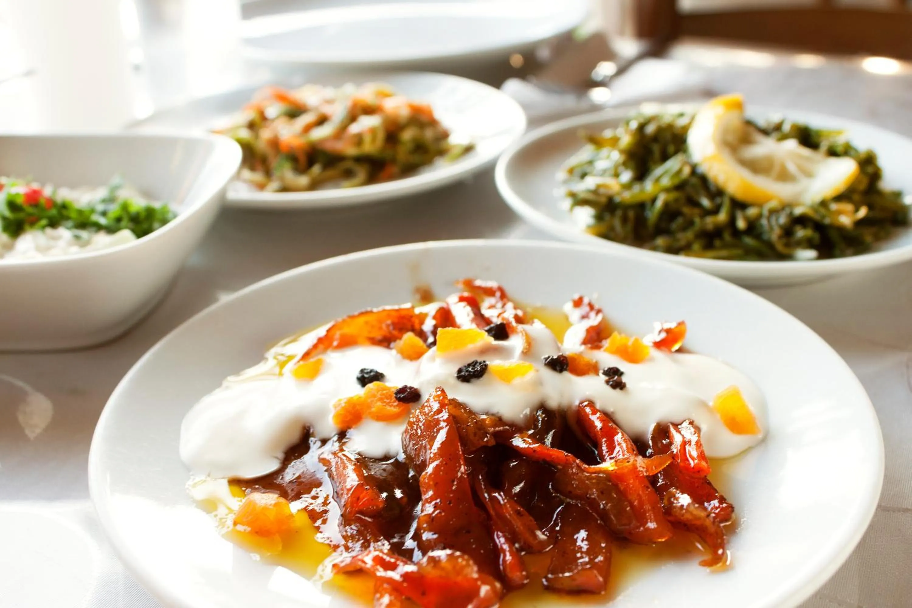 Restaurant/places to eat in Yalcin Hotel
