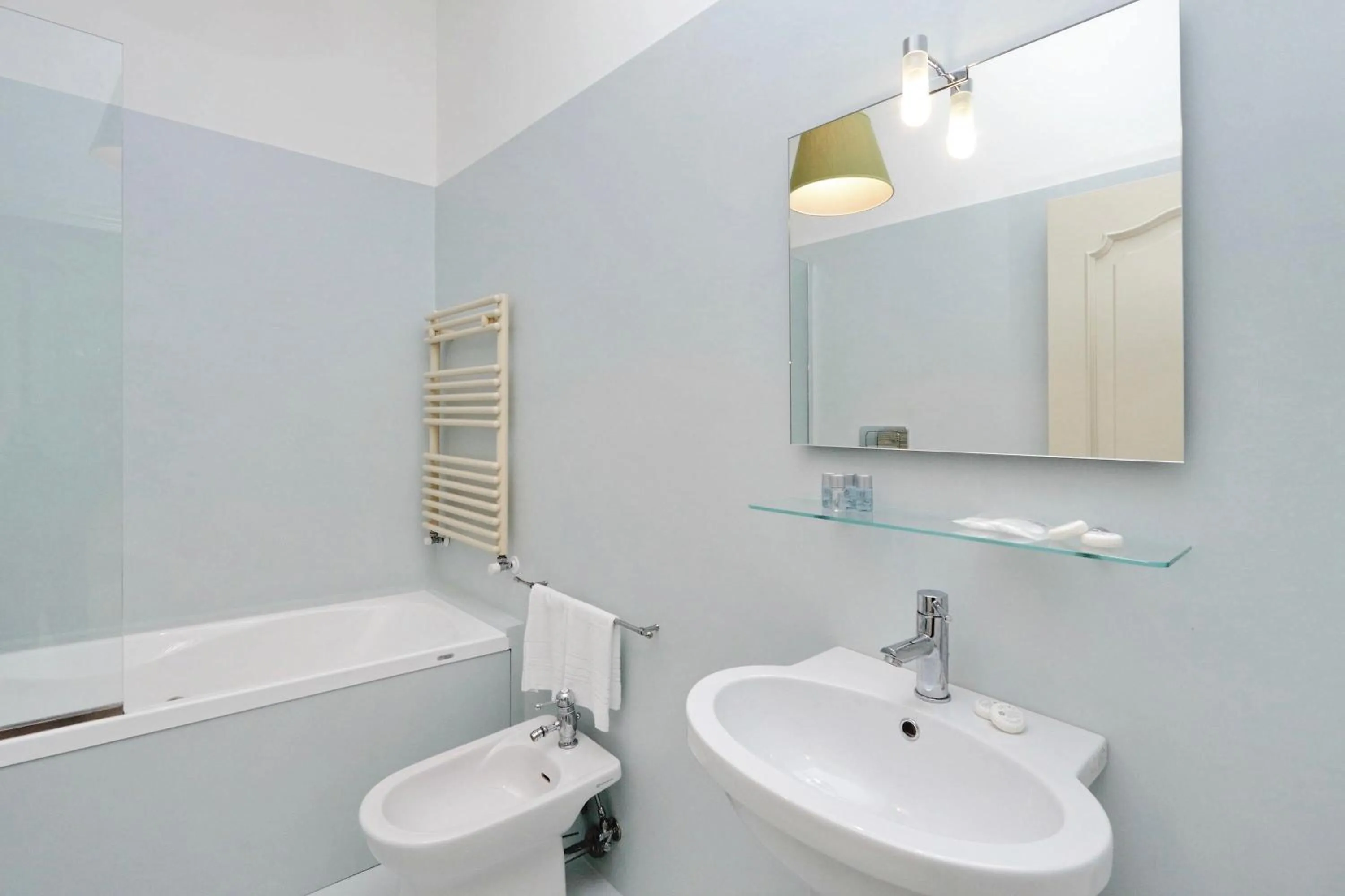 Bathroom in Fontana Più Stella