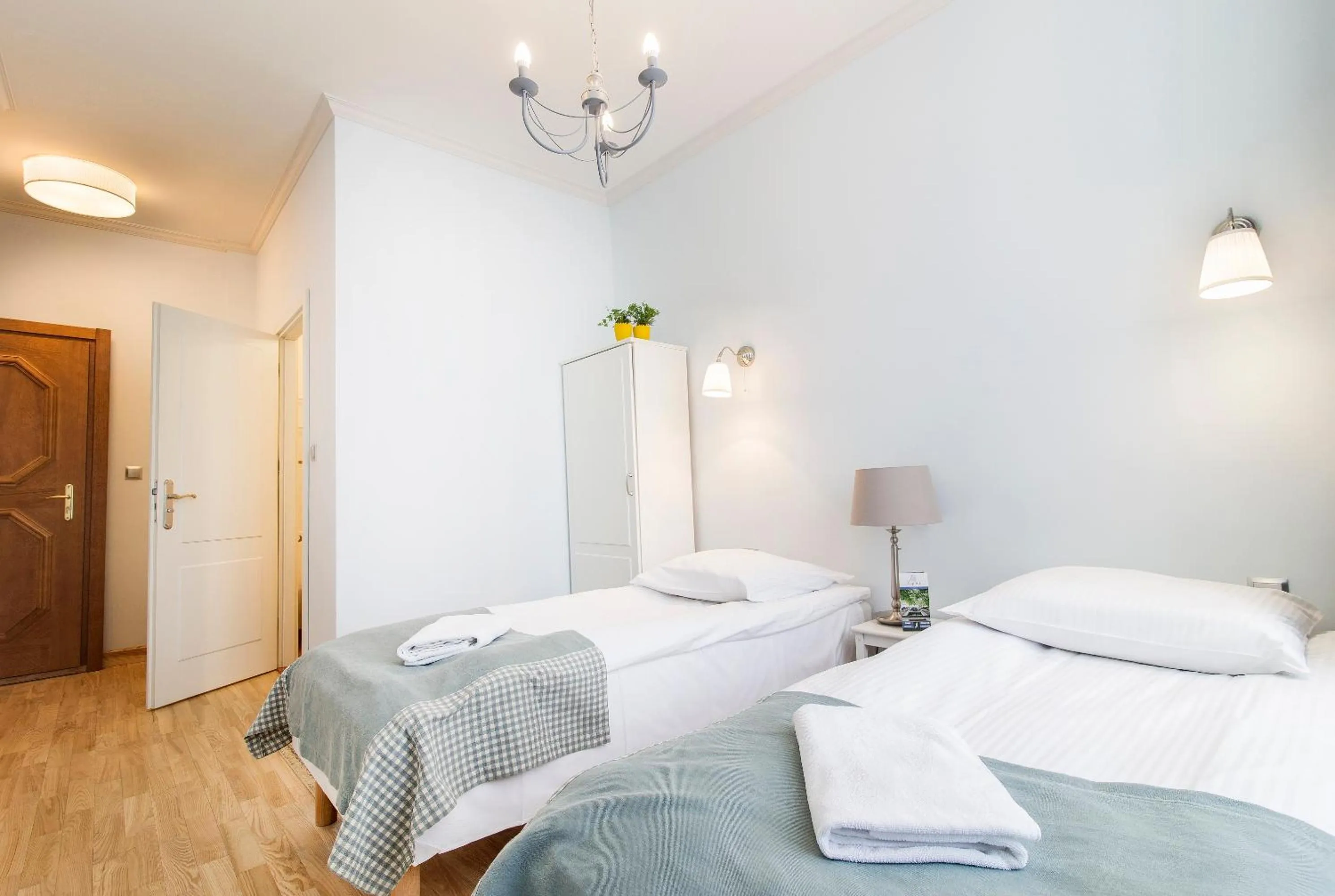 Photo of the whole room, Bed in Dom Zachariasza Zappio