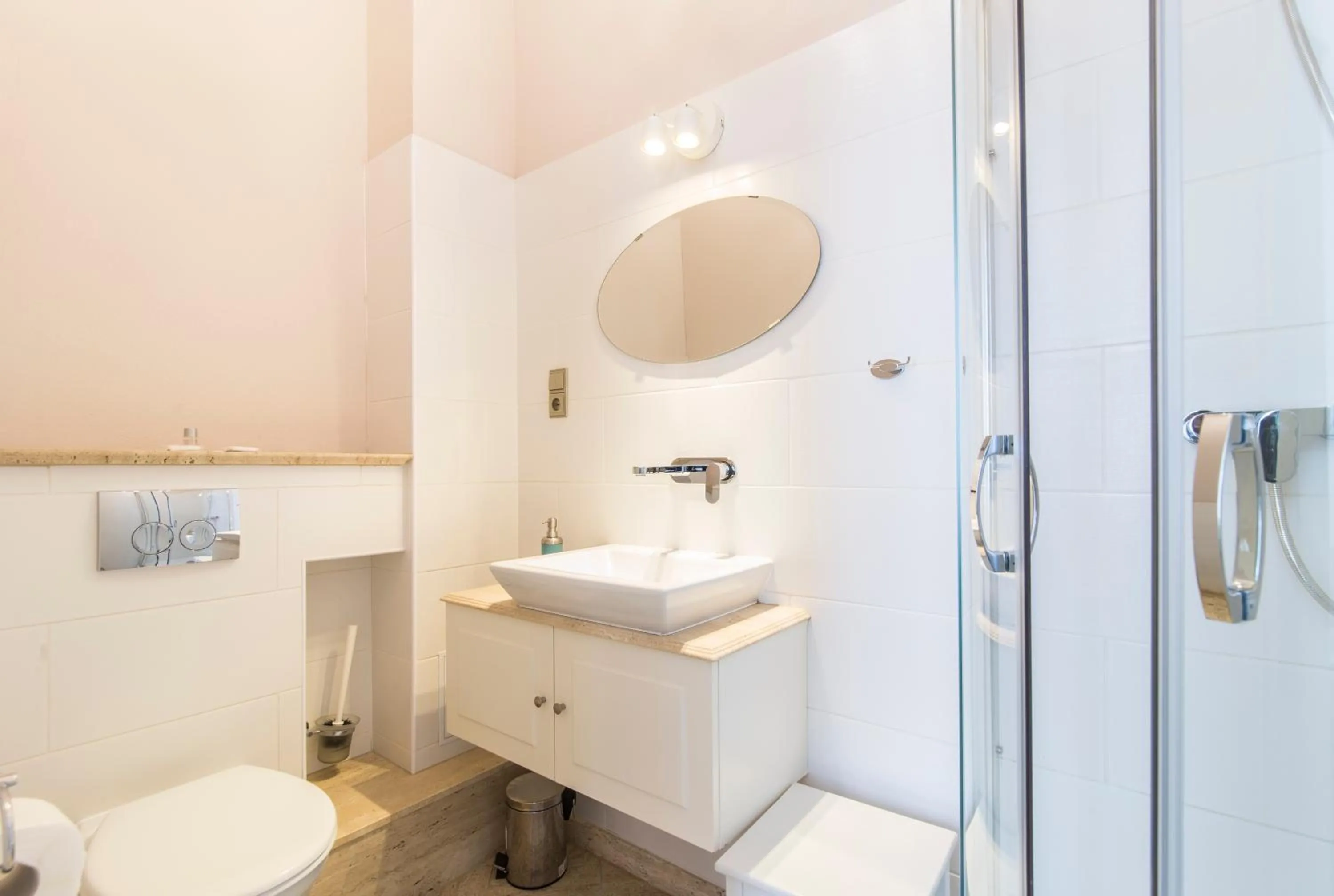 Shower in Dom Zachariasza Zappio