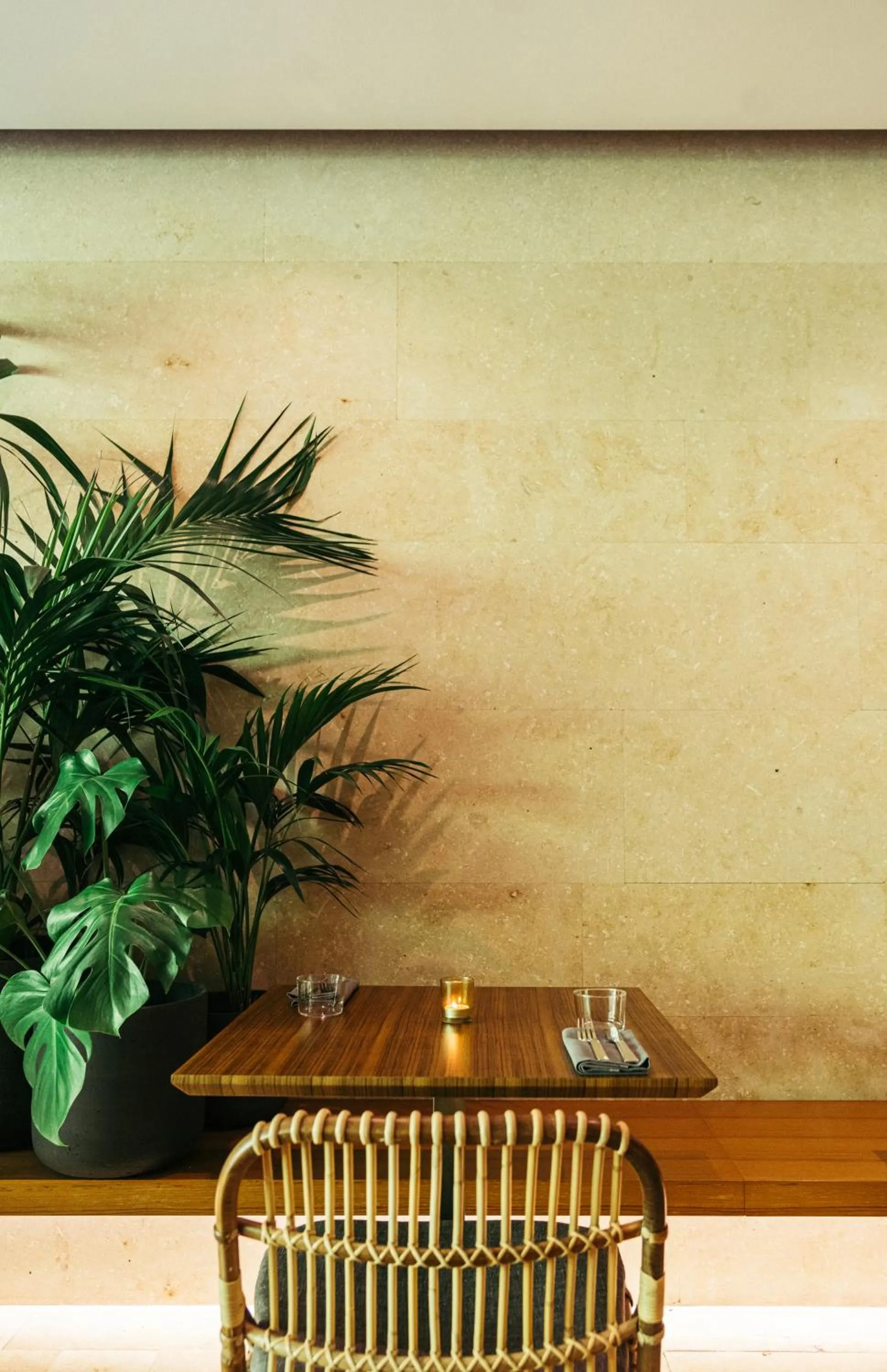 Restaurant/places to eat in C-Hotel & Spa