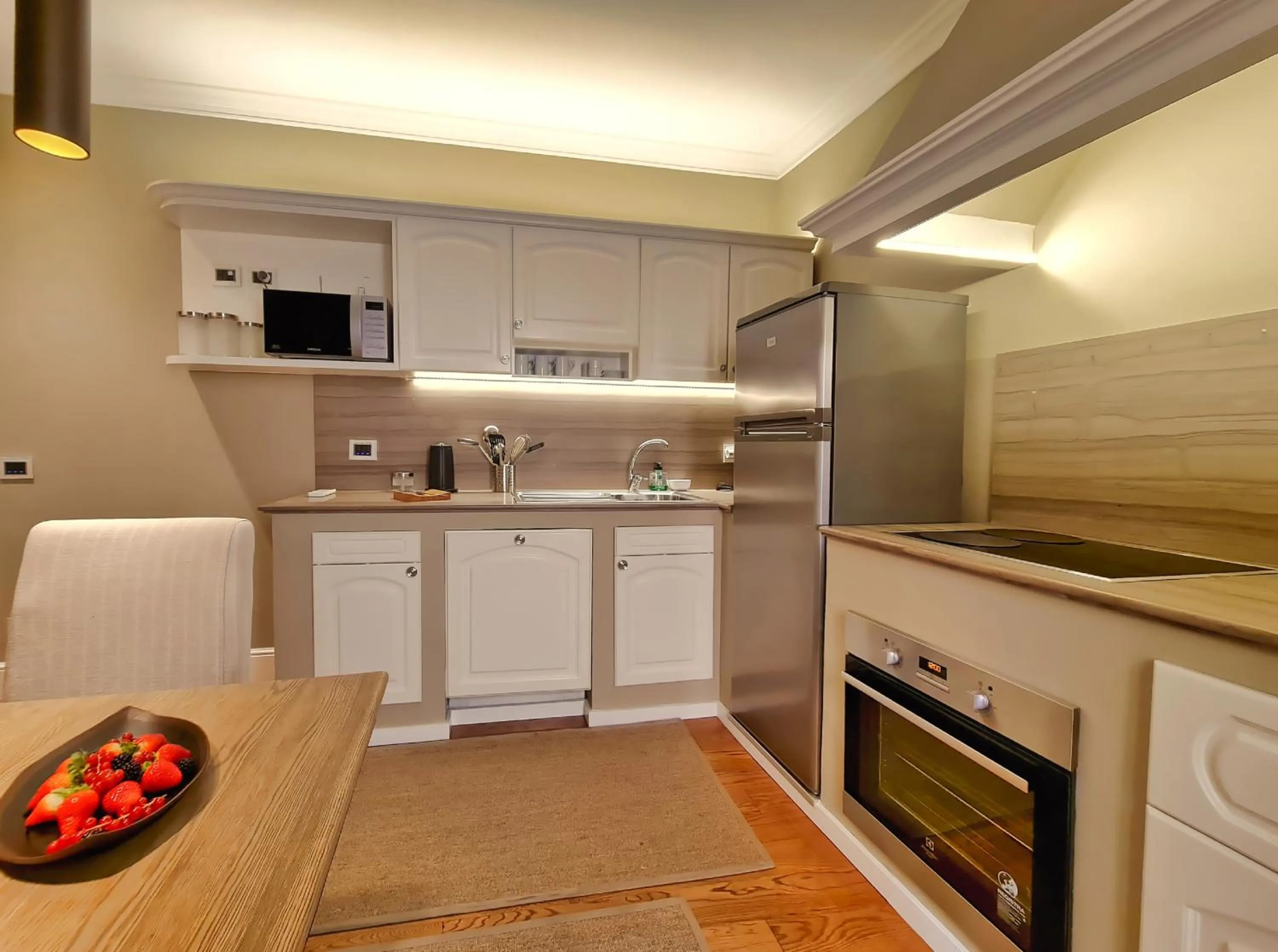 Kitchen or kitchenette in Hotel L'Orologio Firenze - WTB Hotels