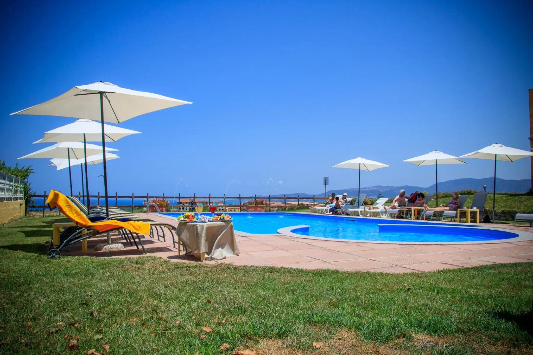 Swimming pool in Abbaidda Hotel