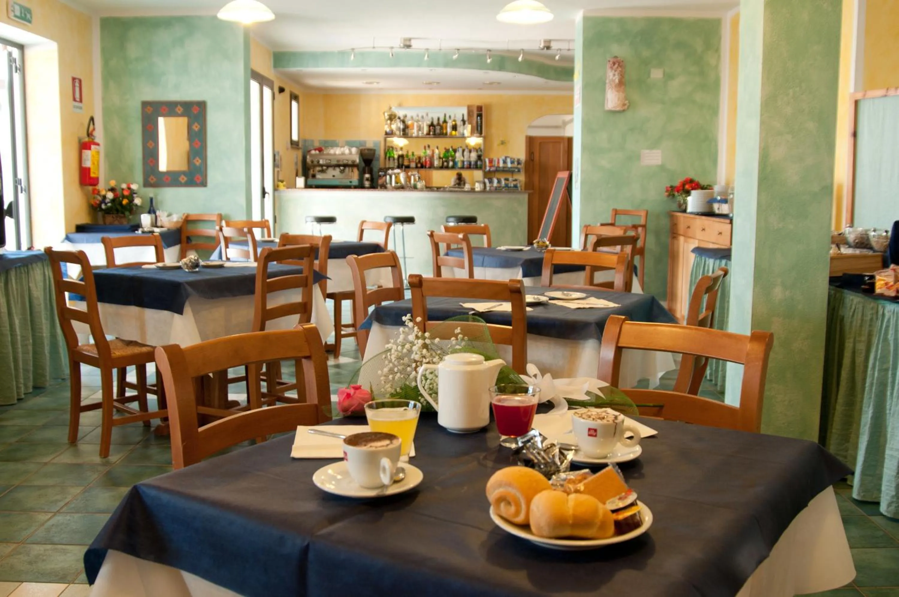 Restaurant/places to eat in Abbaidda Hotel