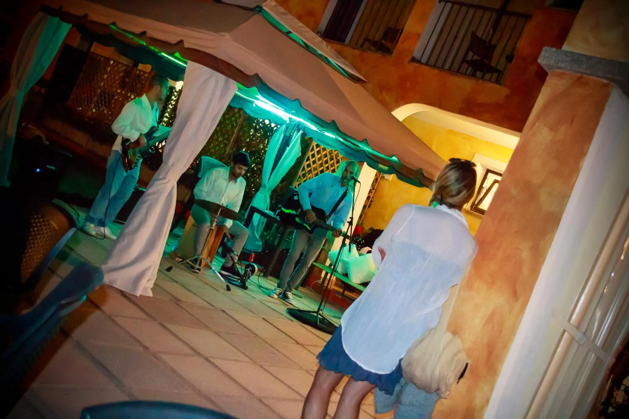 Evening entertainment in Abbaidda Hotel