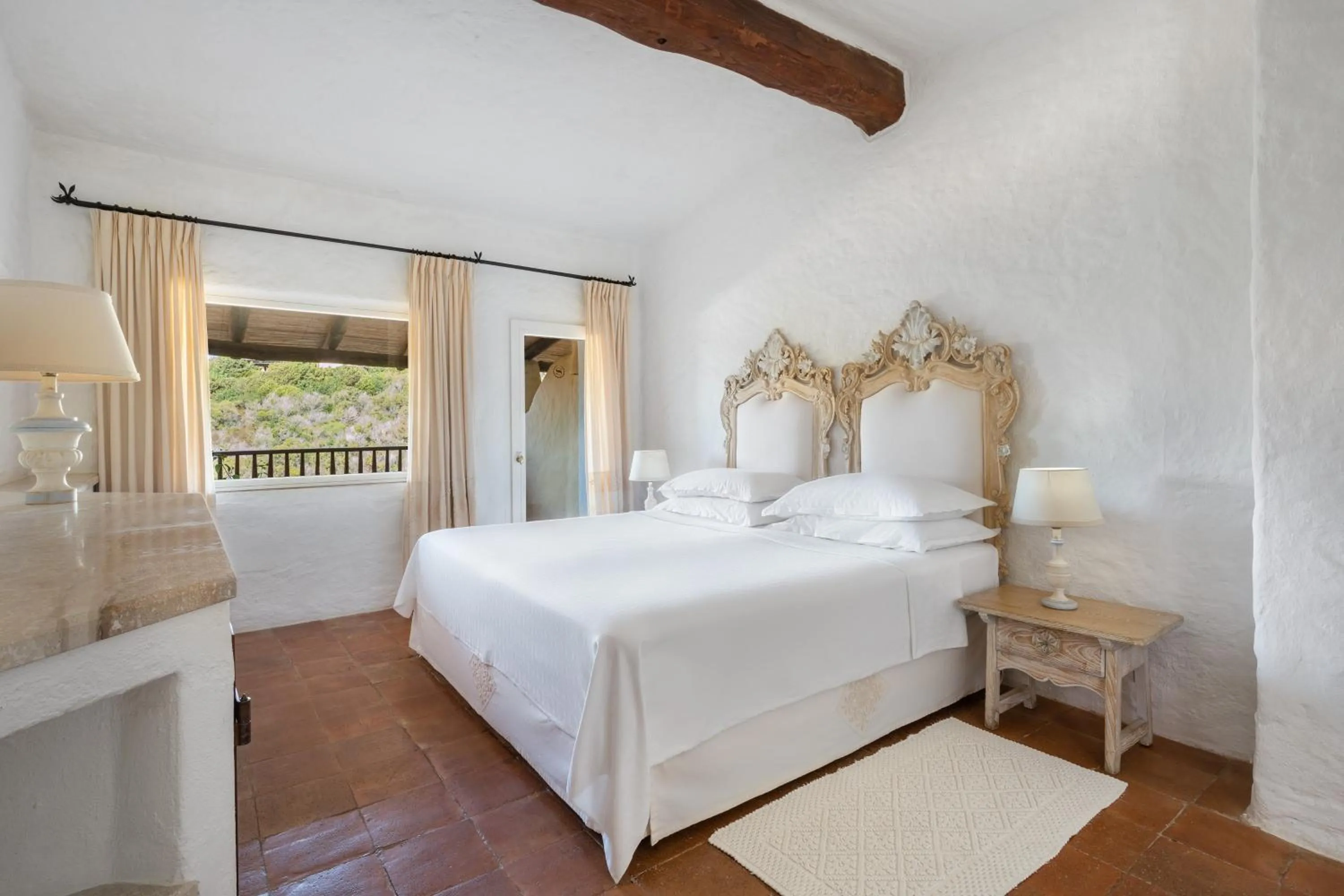 Photo of the whole room, Bed in Cervo Hotel,Costa Smeralda Resort