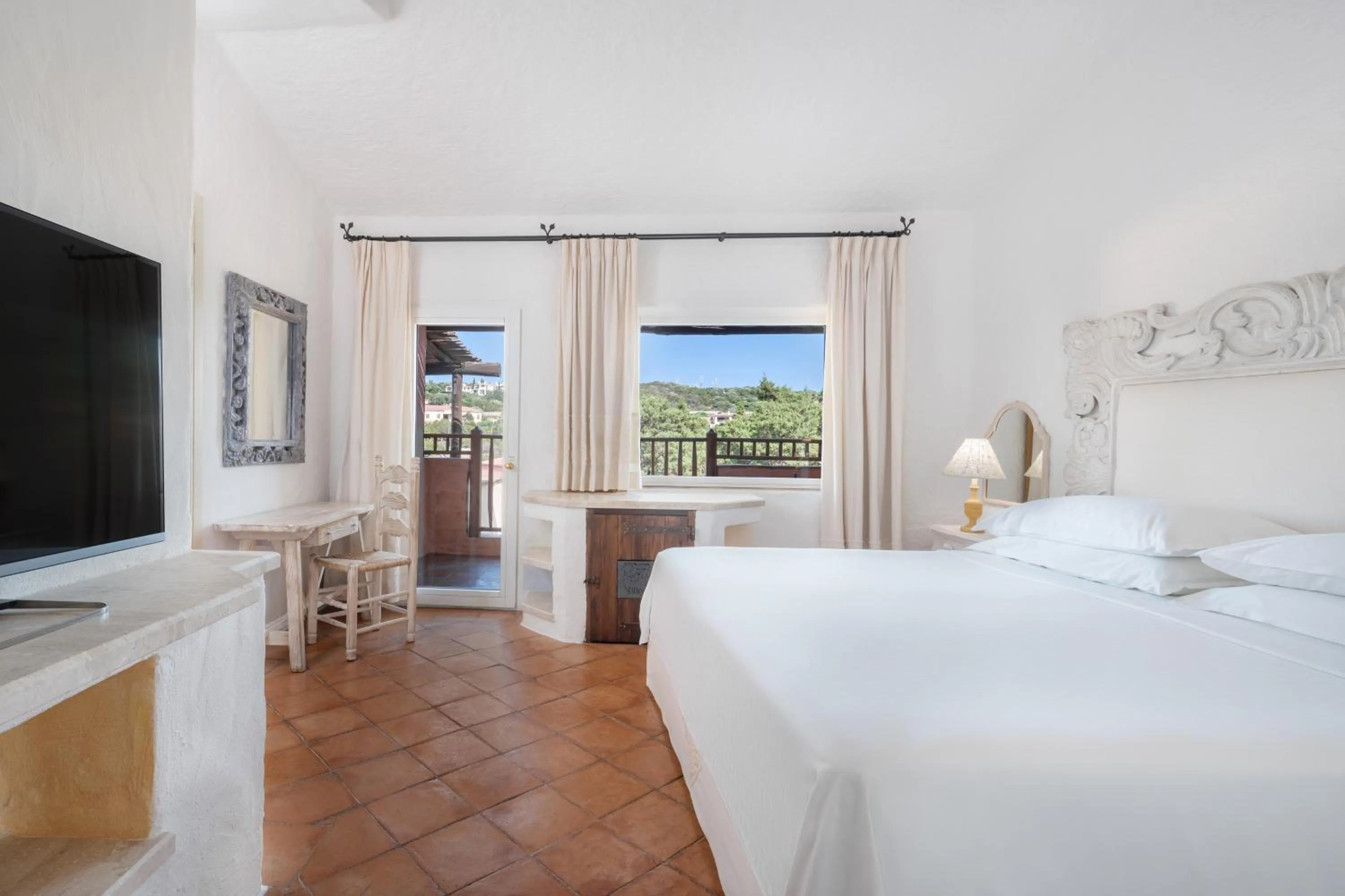 Photo of the whole room, Bed in Cervo Hotel,Costa Smeralda Resort