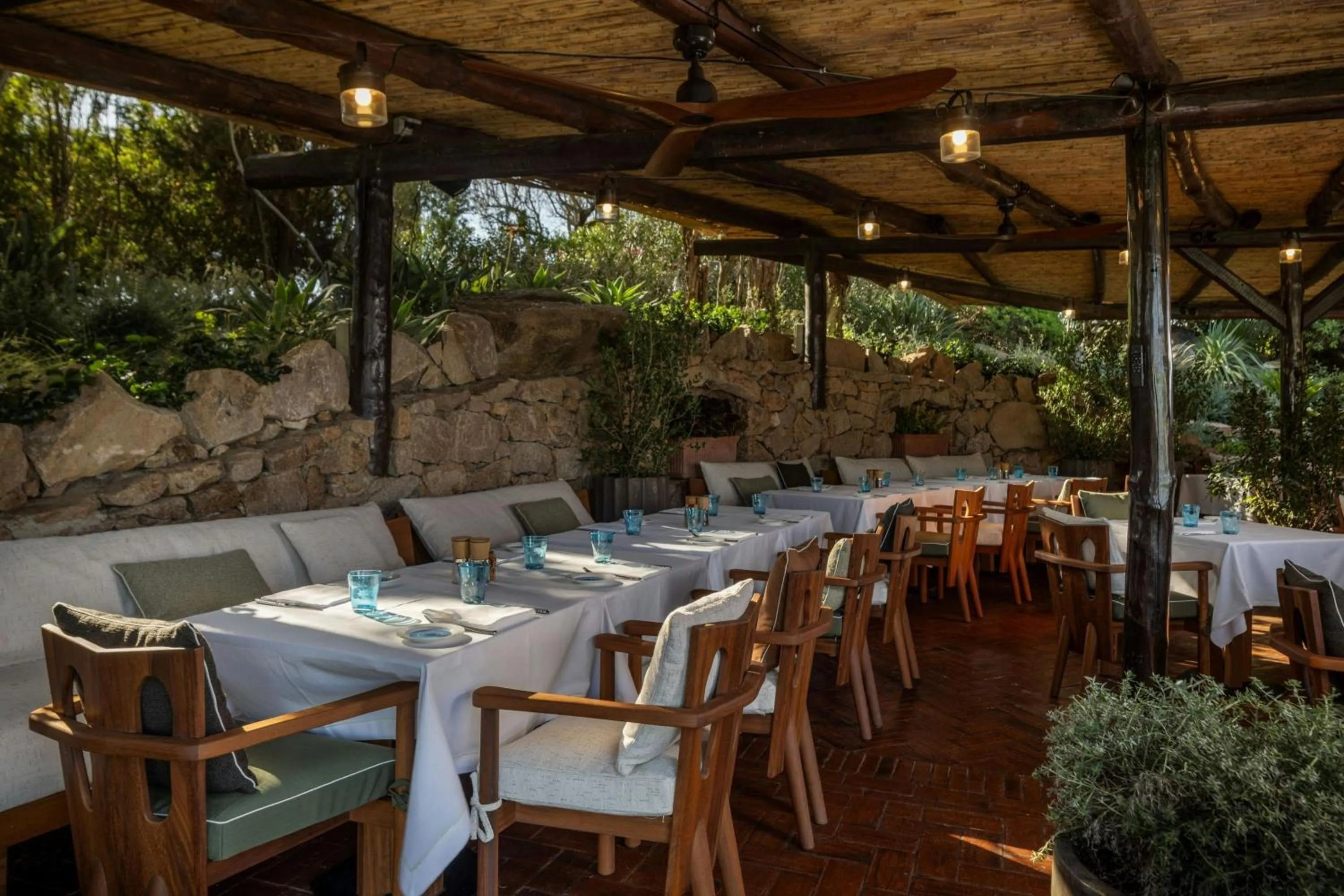 Lounge or bar in Hotel Cala di Volpe, a Luxury Collection Hotel, Costa Smeralda