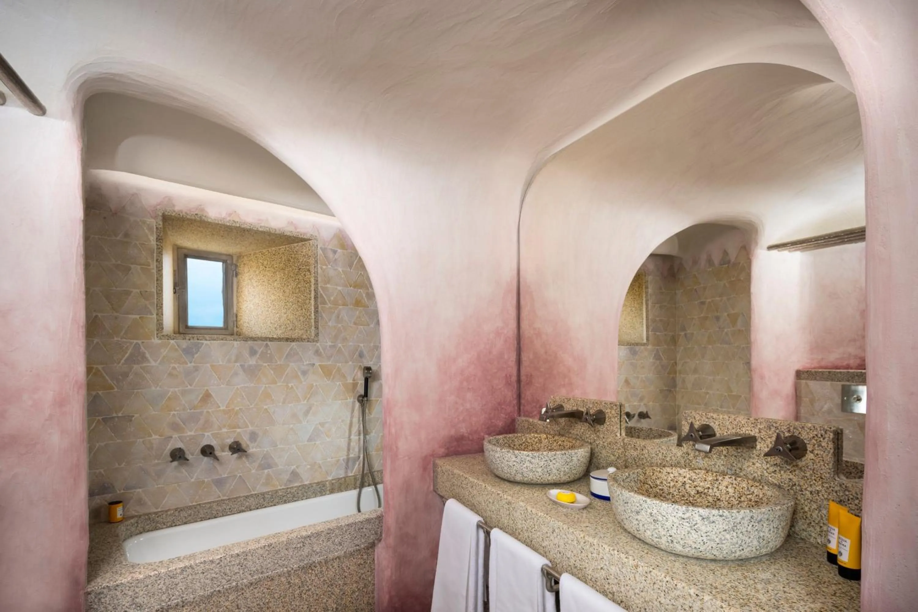 Bathroom in Hotel Cala di Volpe, a Luxury Collection Hotel, Costa Smeralda