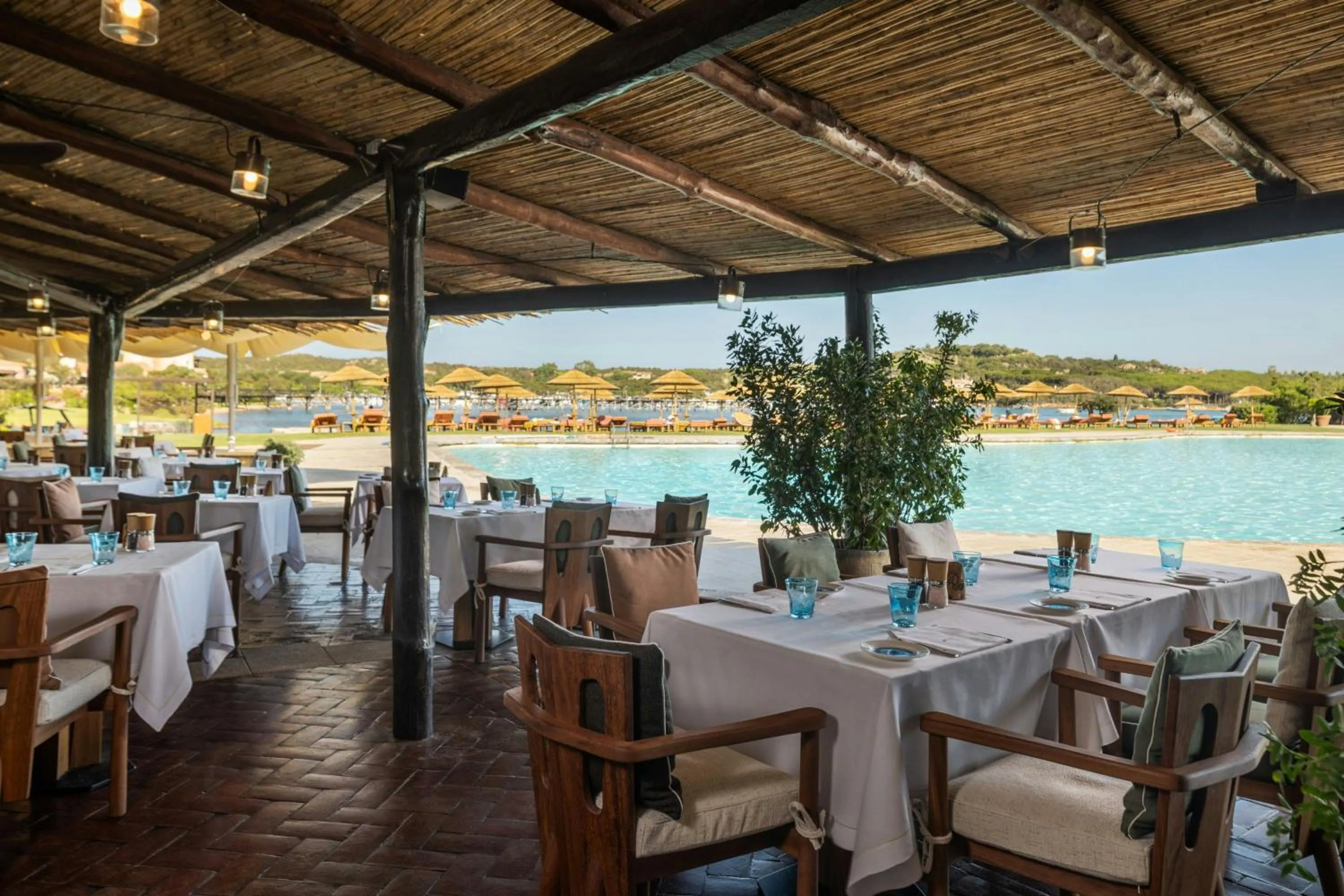 Lounge or bar in Hotel Cala di Volpe, a Luxury Collection Hotel, Costa Smeralda