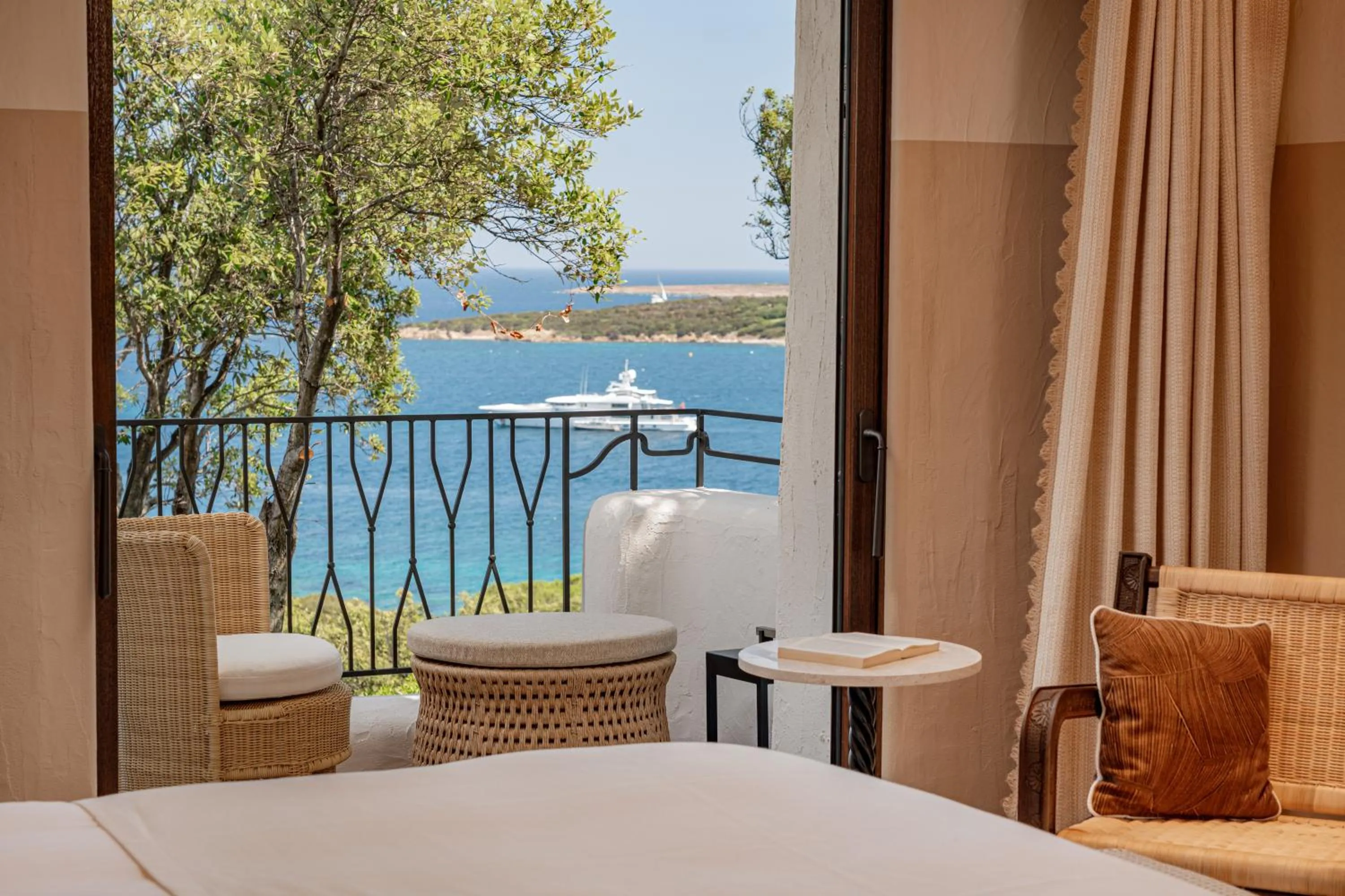 Patio in Hotel Pitrizza, Costa Smeralda