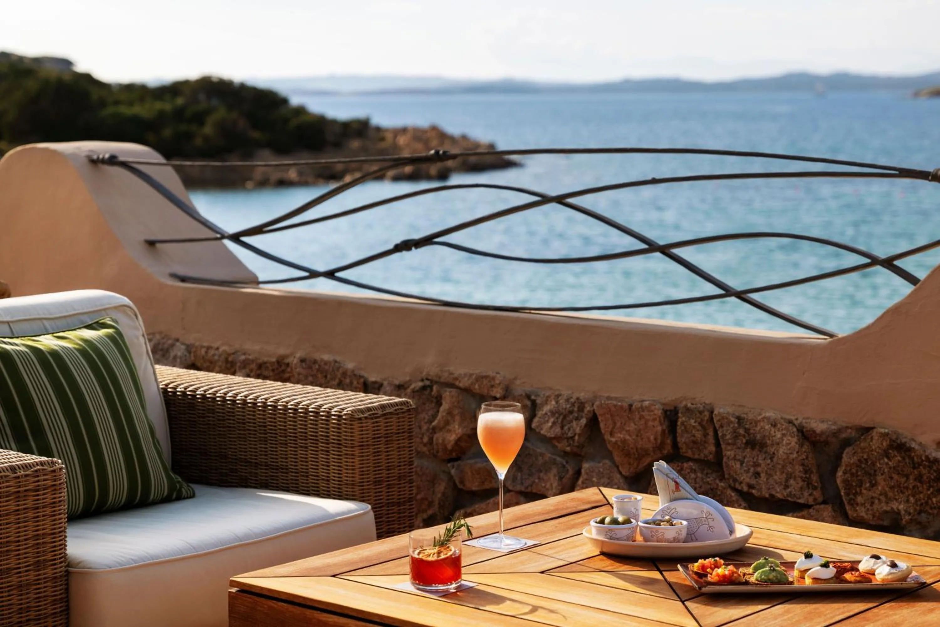 Lounge or bar in Hotel Pitrizza, Costa Smeralda