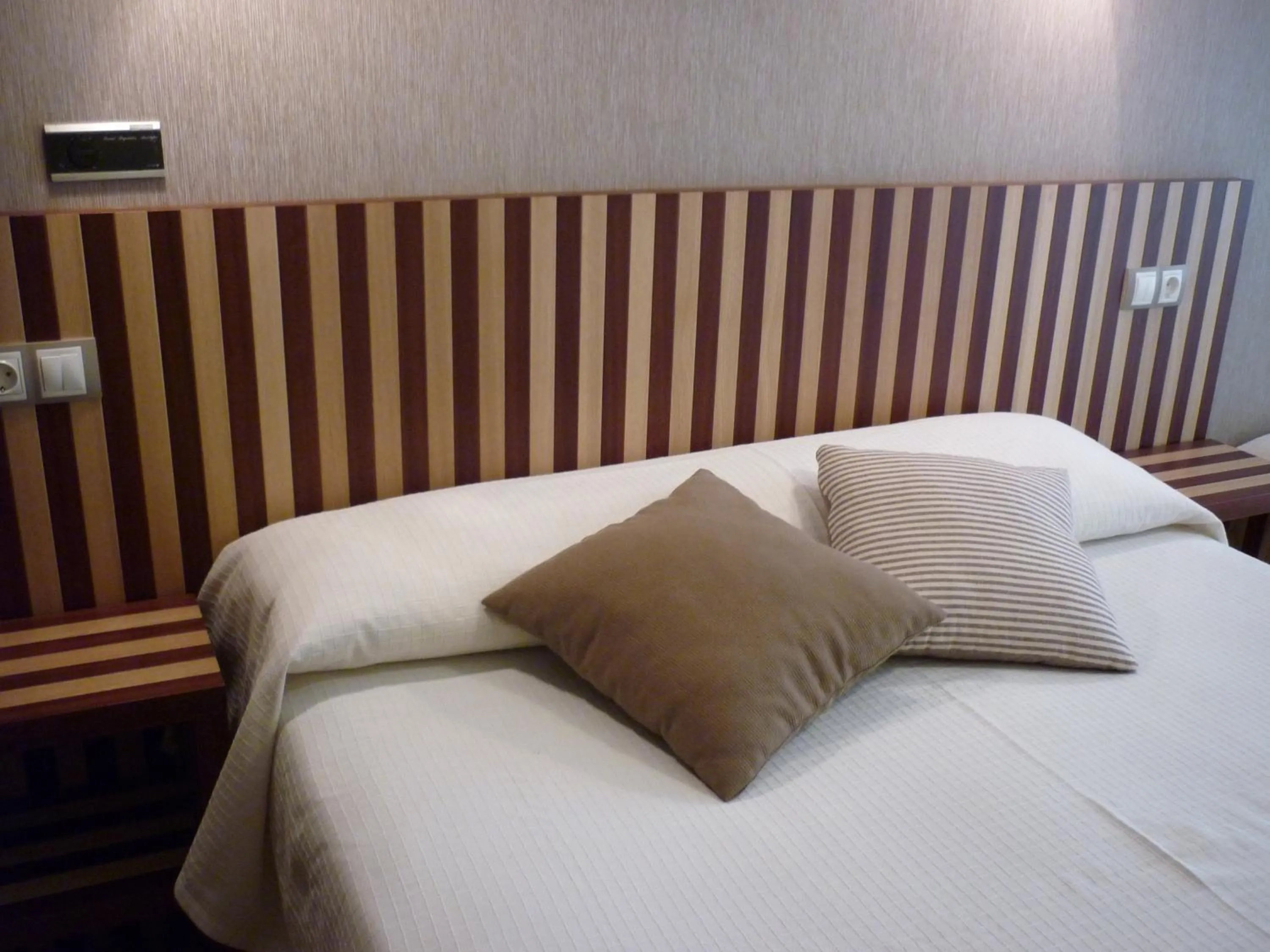 Decorative detail, Bed in Hotel Villa De Ribadeo