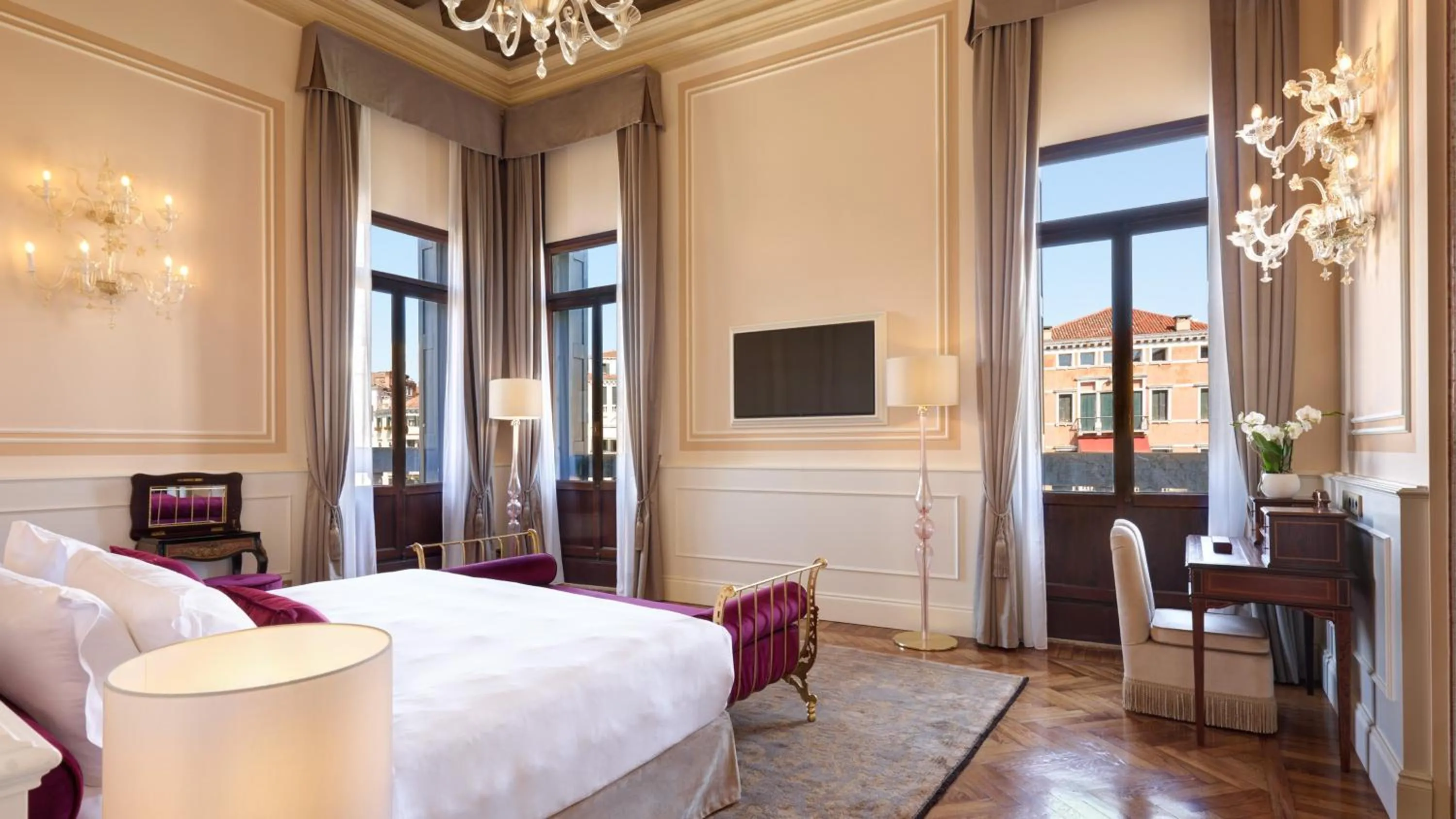 Bedroom, Bed in Hotel Palazzo Giovanelli e Gran Canal