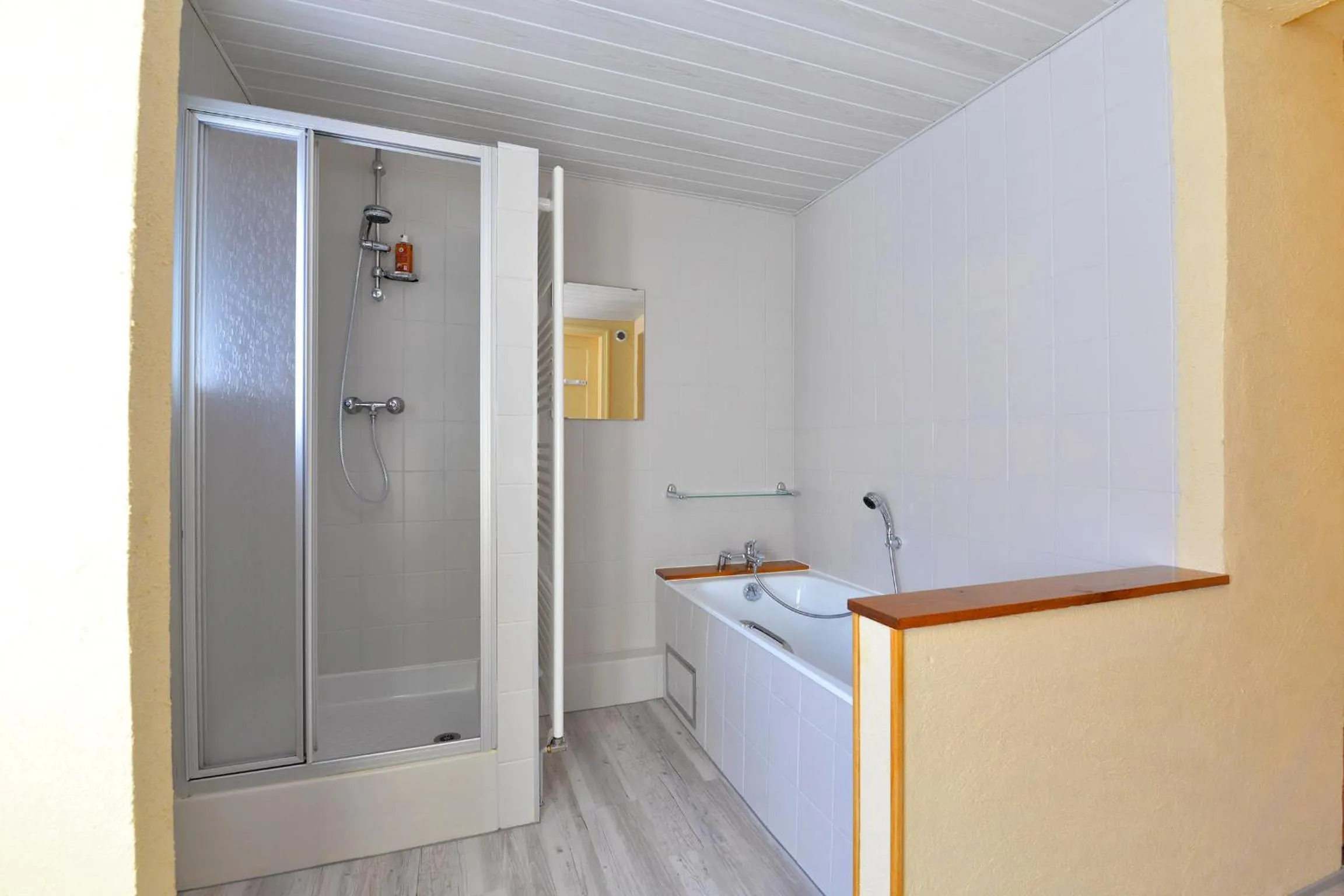 Bathroom in Maison D'hôtes Du Landersbach