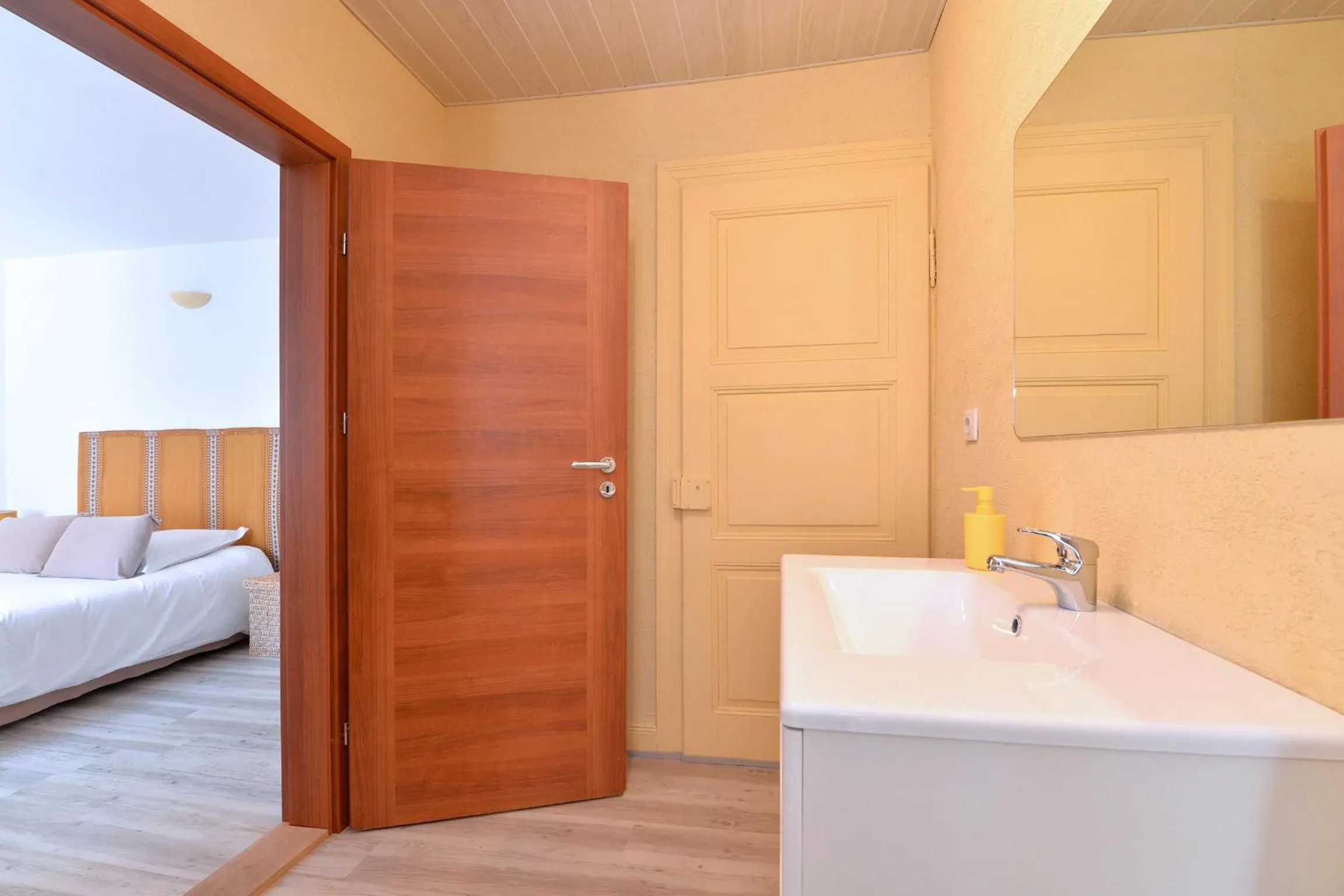 Bathroom, Bed in Maison D'hôtes Du Landersbach