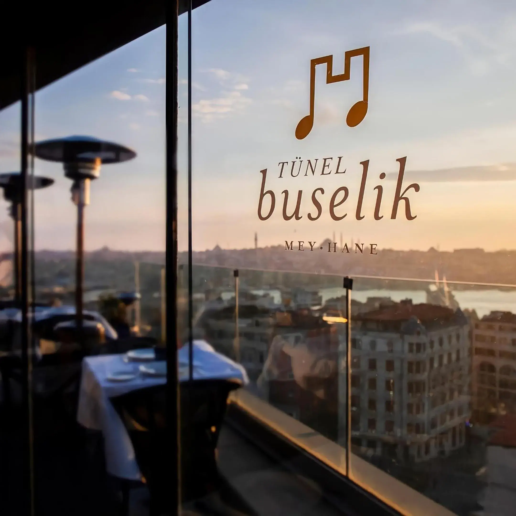 Restaurant/places to eat in Continental Hotel Pera Restaurant/places to eat in Continental Hotel Pera