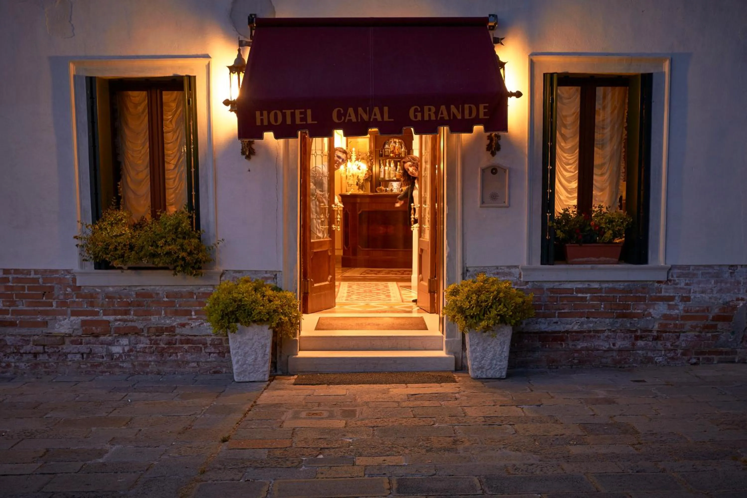 Property building in Canal Grande